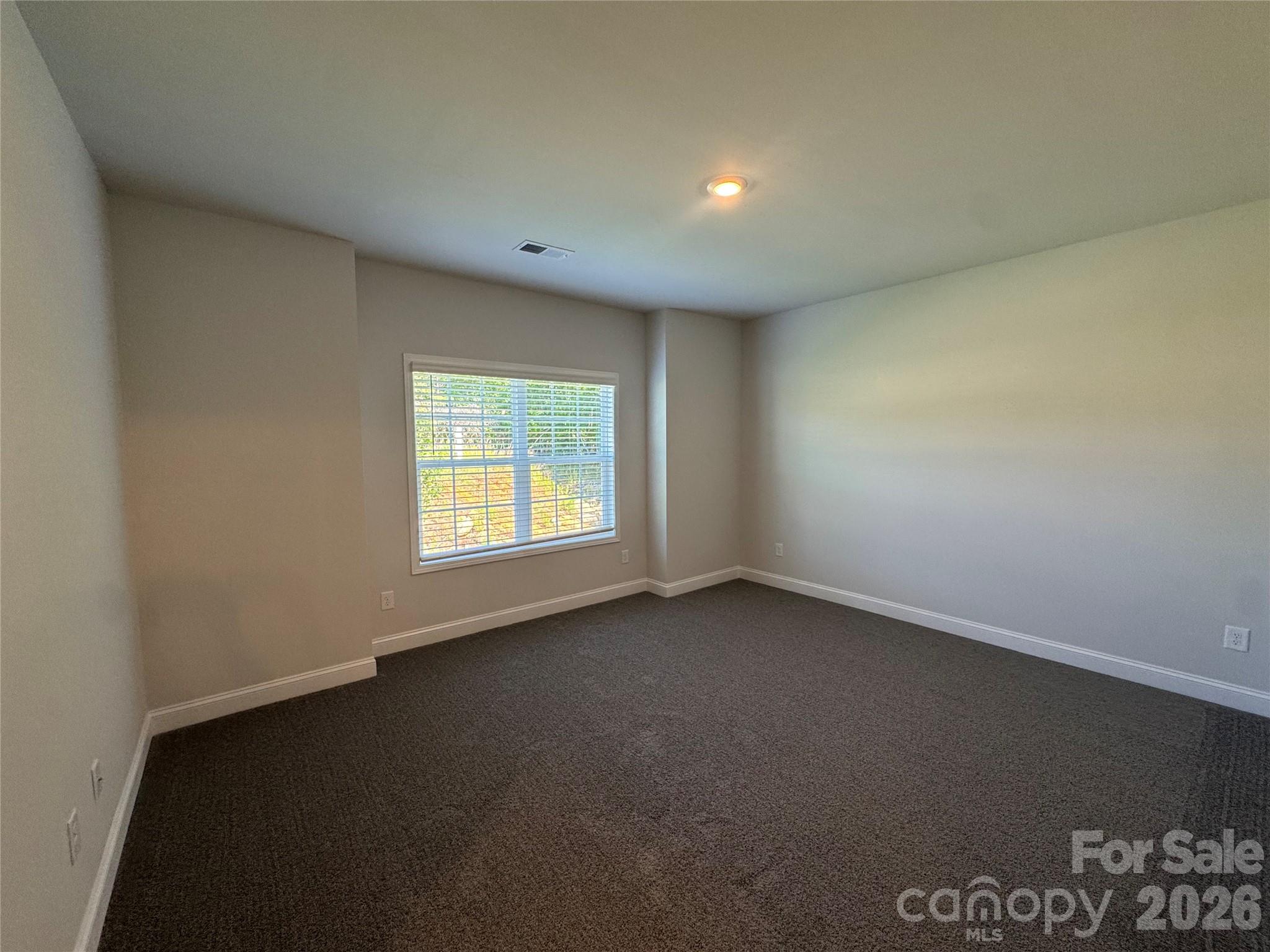1606 Autumn Lane 114 Property Photo 21