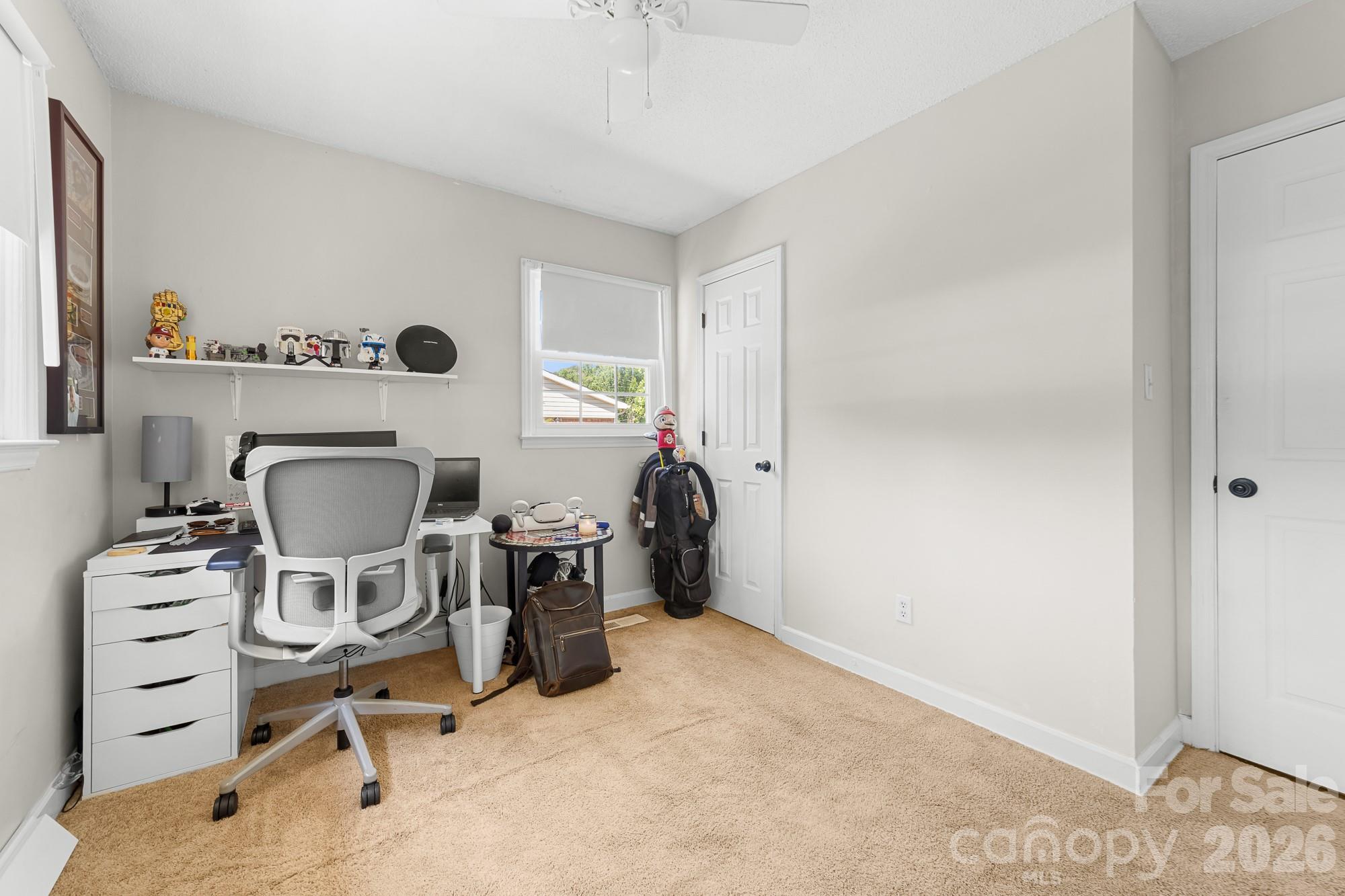 402 Wooddale Drive Property Photo 25