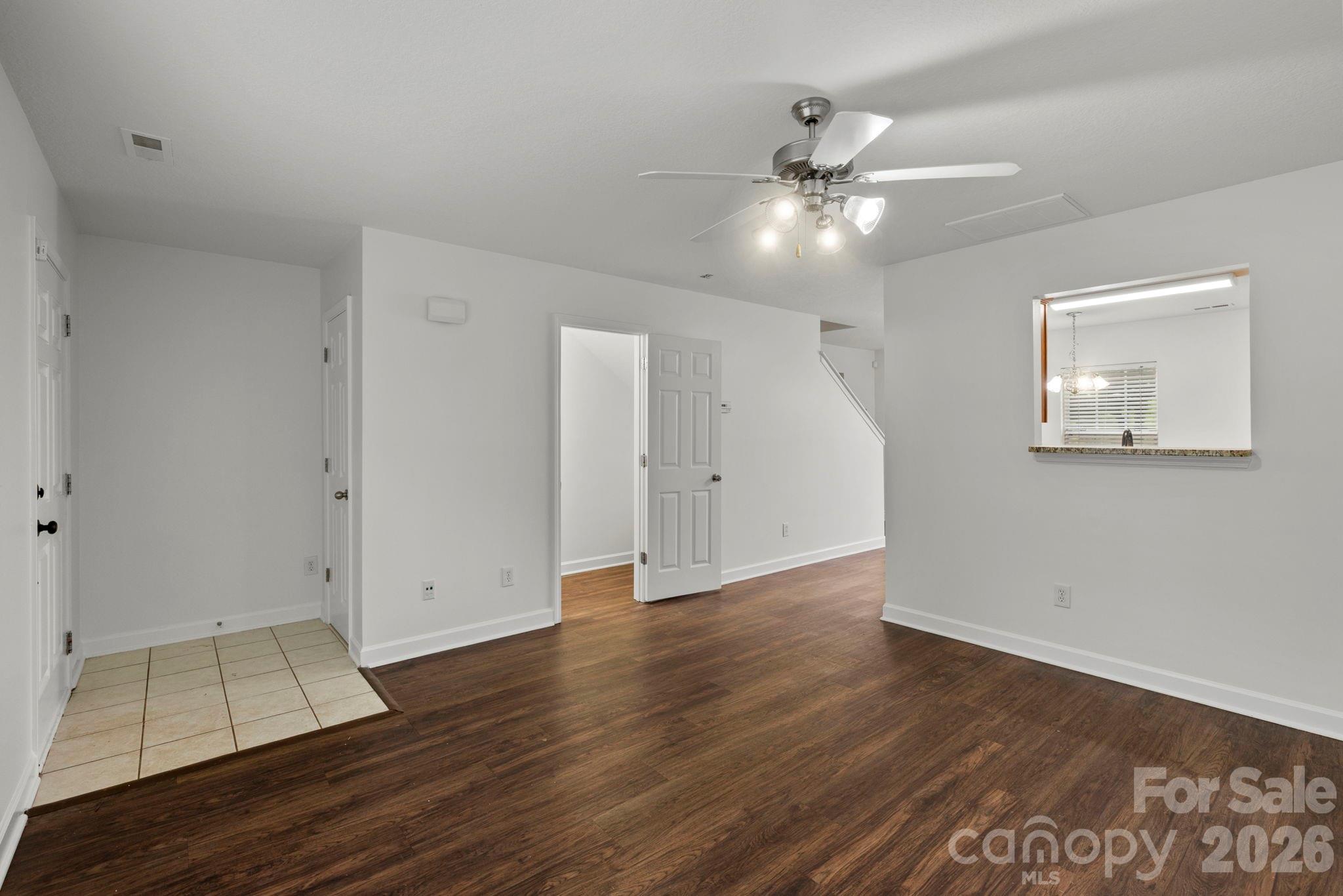6618 Wicked Oak Lane Property Photo 5