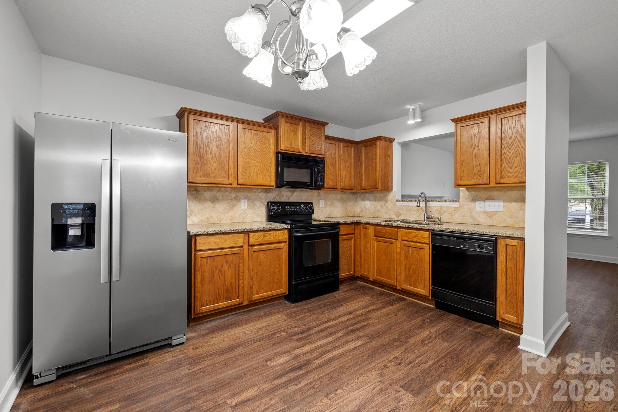 6618 Wicked Oak Lane Property Photo 7