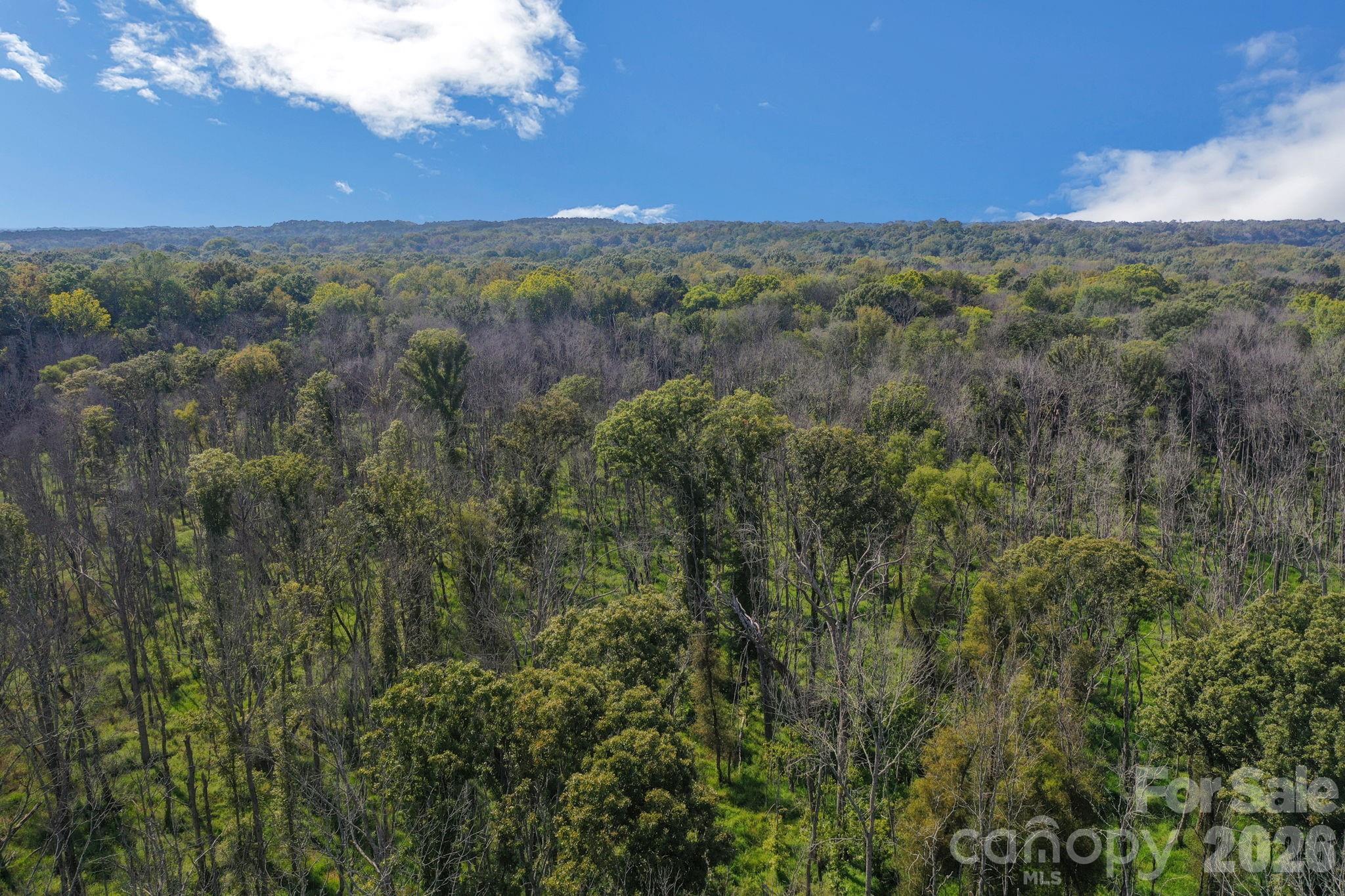 00 Stonehenge Court Property Photo 14