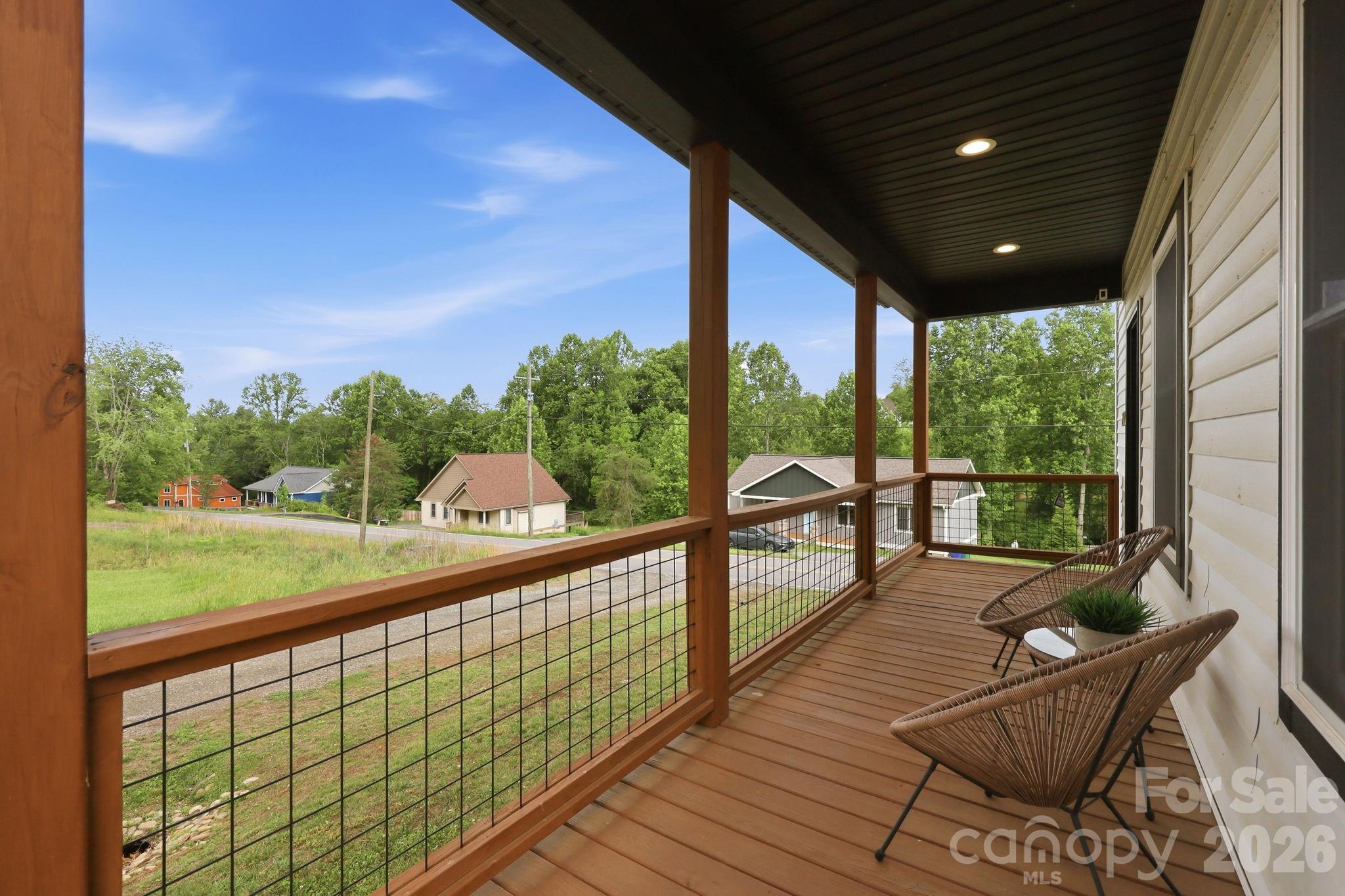 27 Ben Lippen Road Property Photo 6