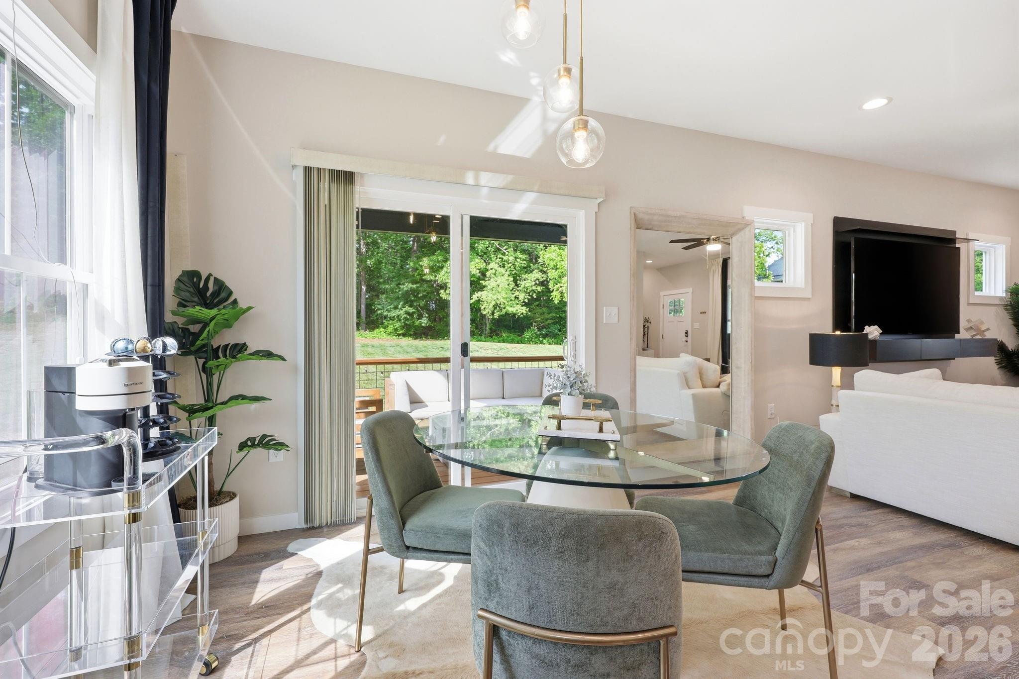 27 Ben Lippen Road Property Photo 15