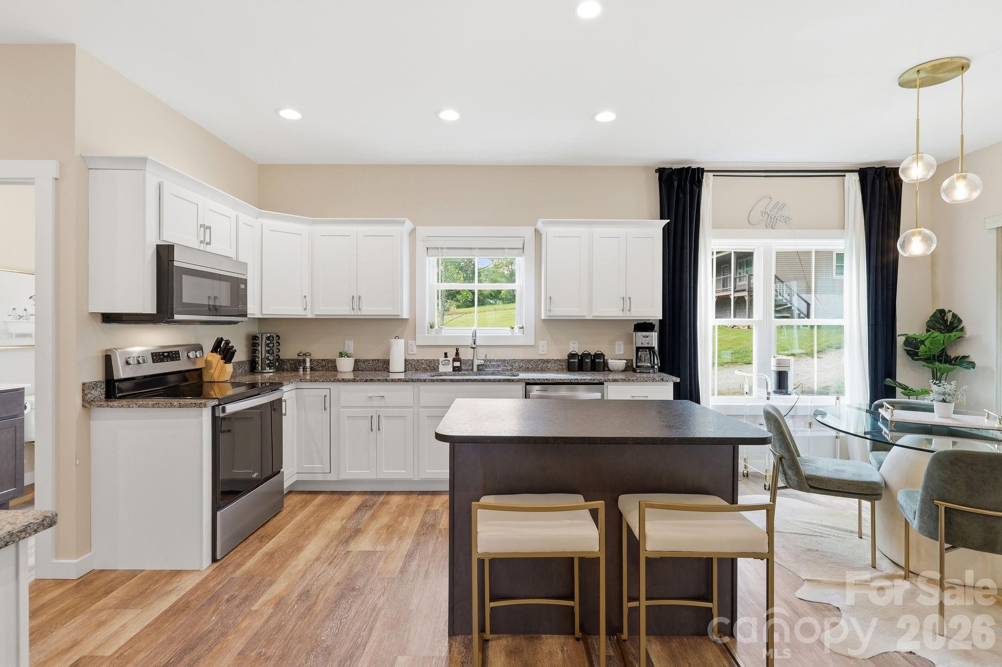 27 Ben Lippen Road Property Photo 16