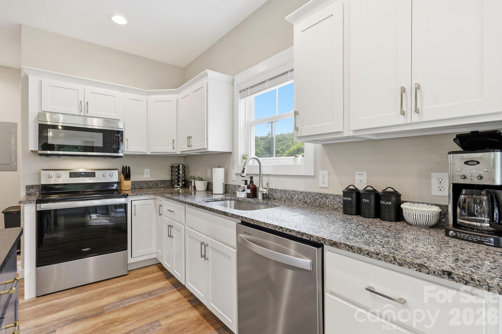 27 Ben Lippen Road Property Photo 18