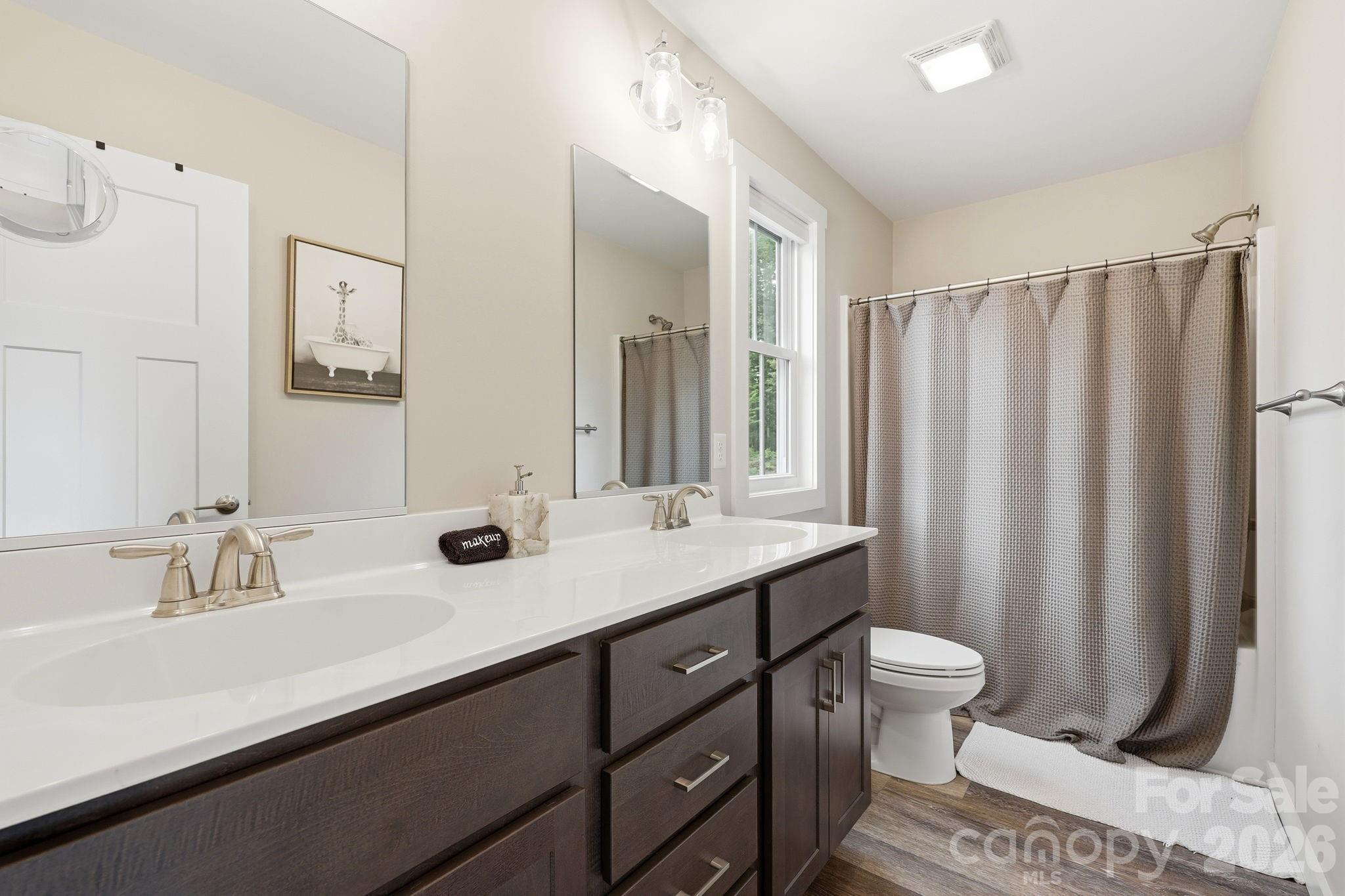 27 Ben Lippen Road Property Photo 26