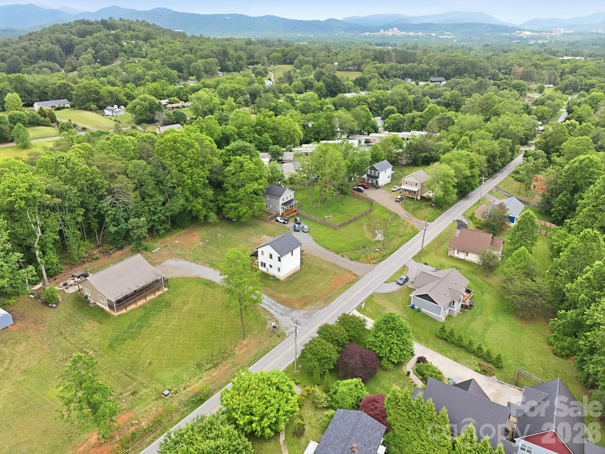 27 Ben Lippen Road Property Photo 32