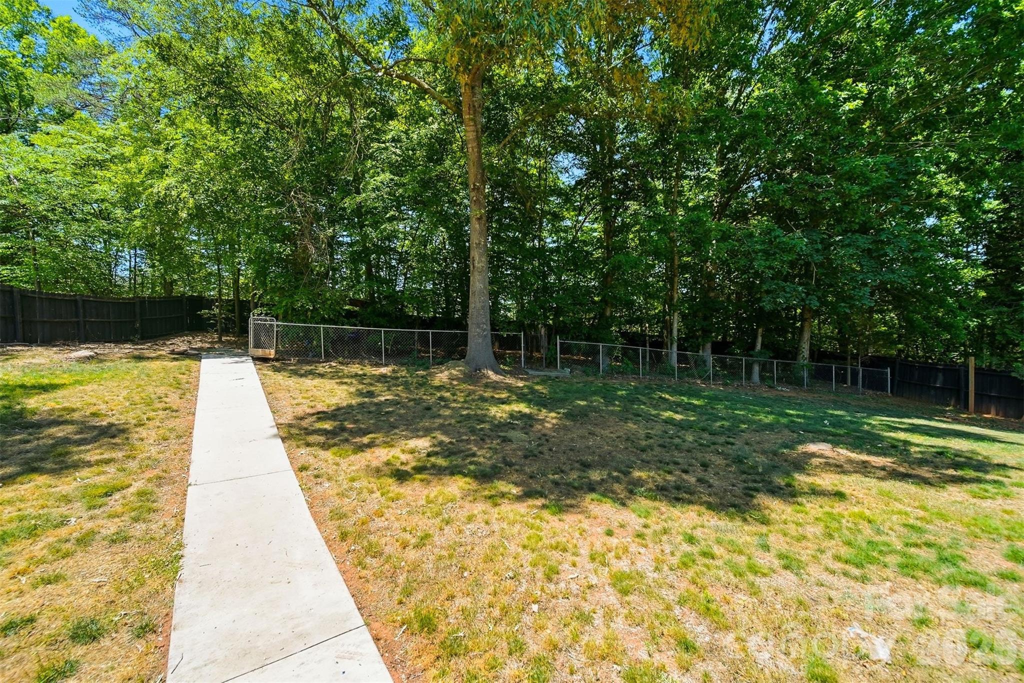 107 Cliffwood Drive Property Photo 24