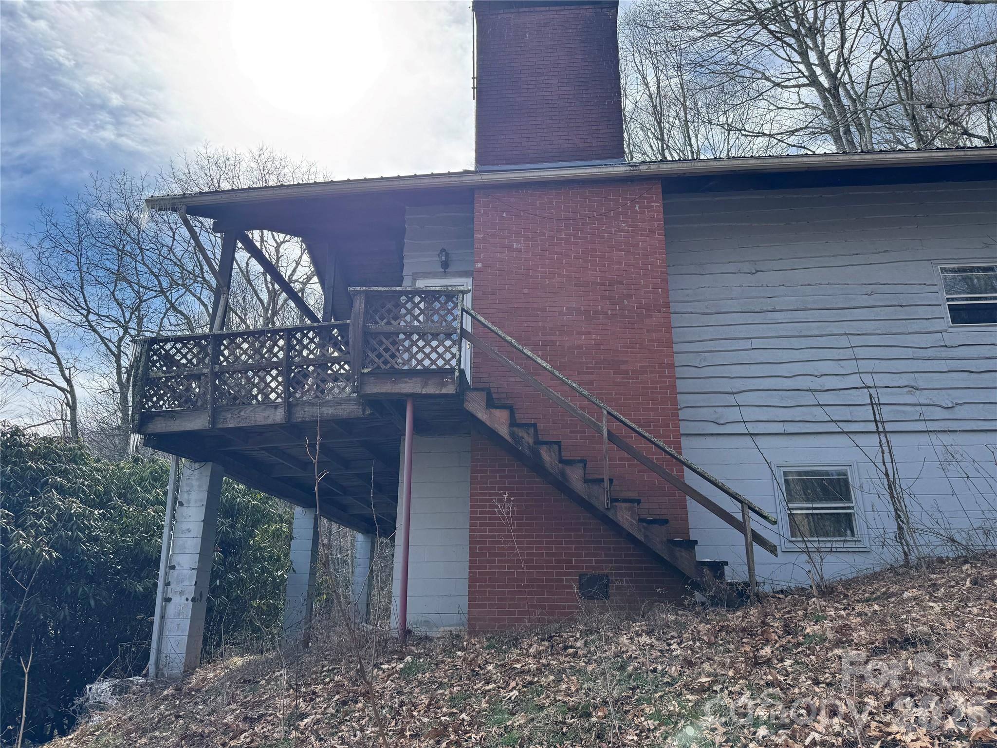 2085 Laurel Ridge Property Photo 7
