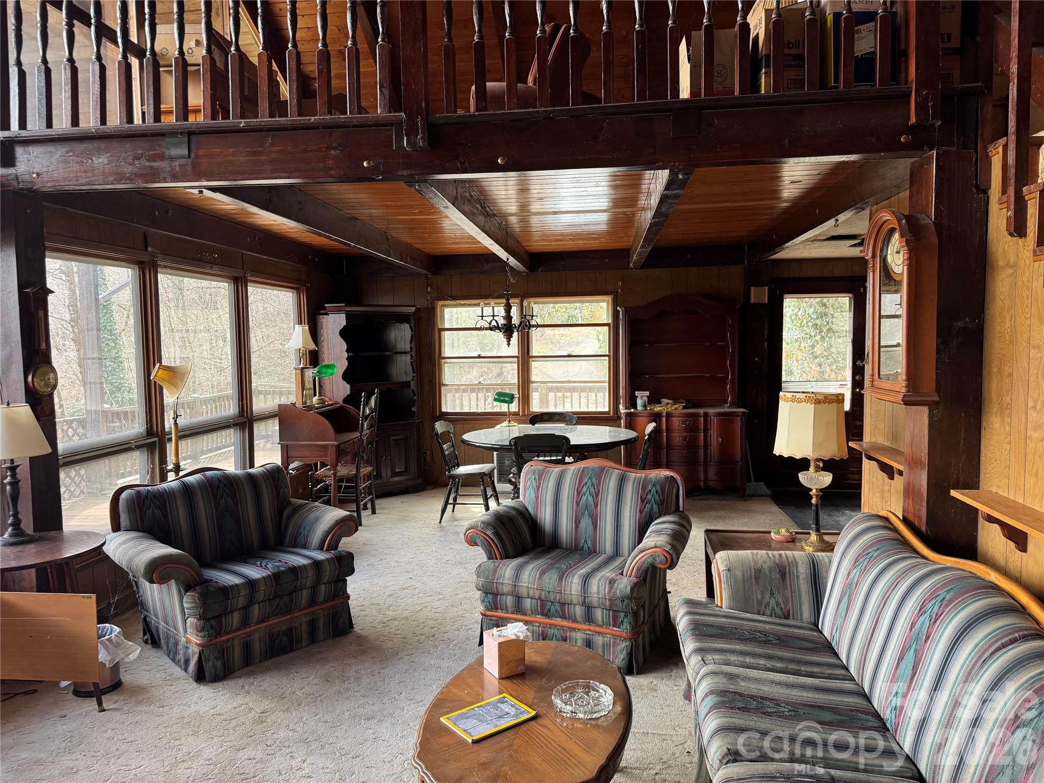 2085 Laurel Ridge Property Photo 13
