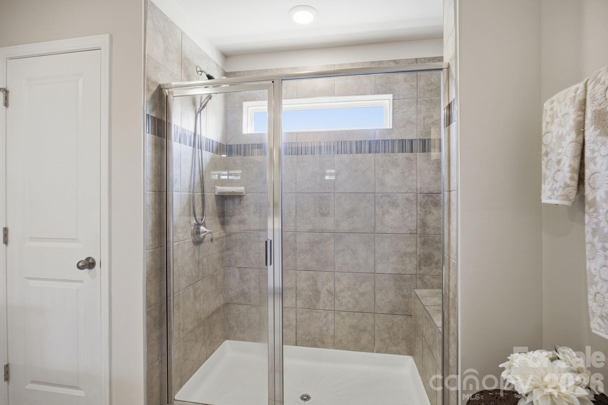 5688 Newton Way Property Photo 34
