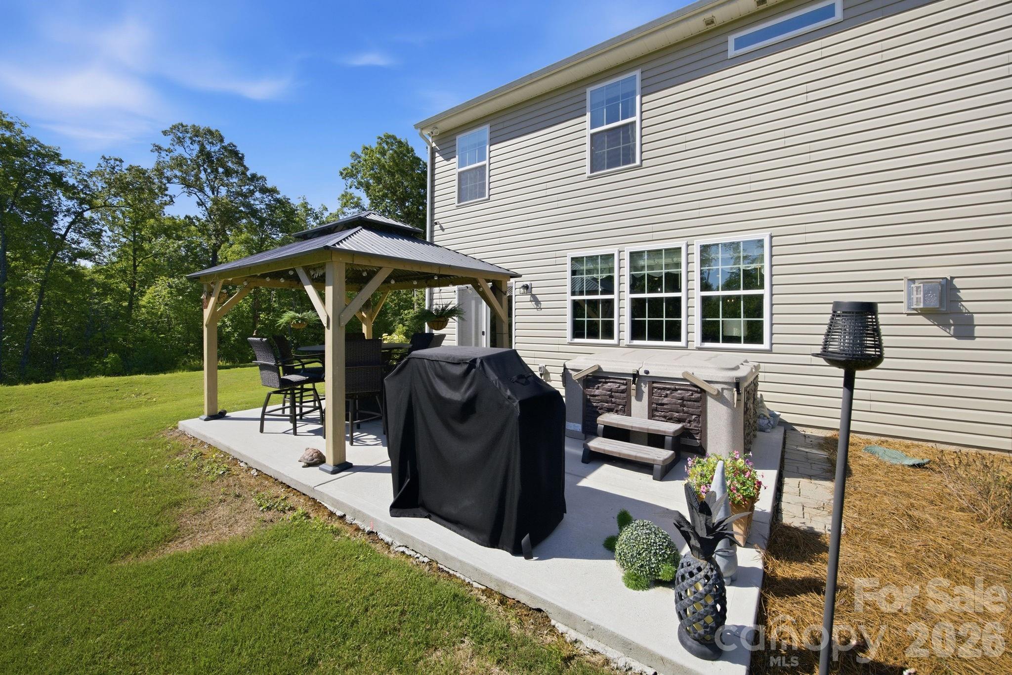 5688 Newton Way Property Photo 38