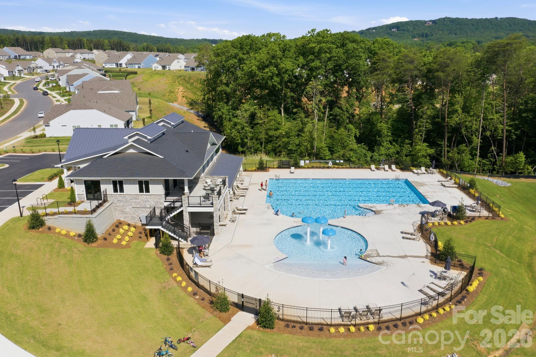 5688 Newton Way Property Photo 42