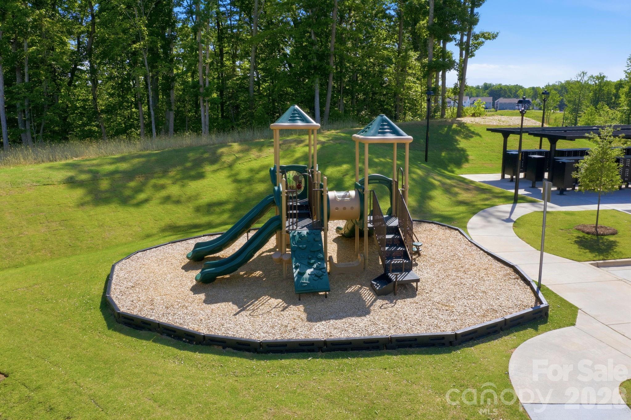 5688 Newton Way Property Photo 43