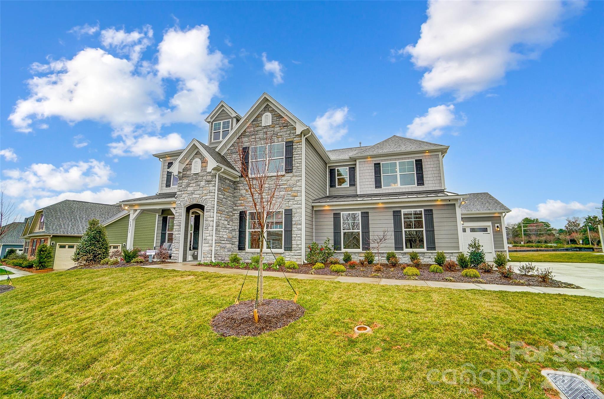 1311 Wiggins Drive Property Photo 2