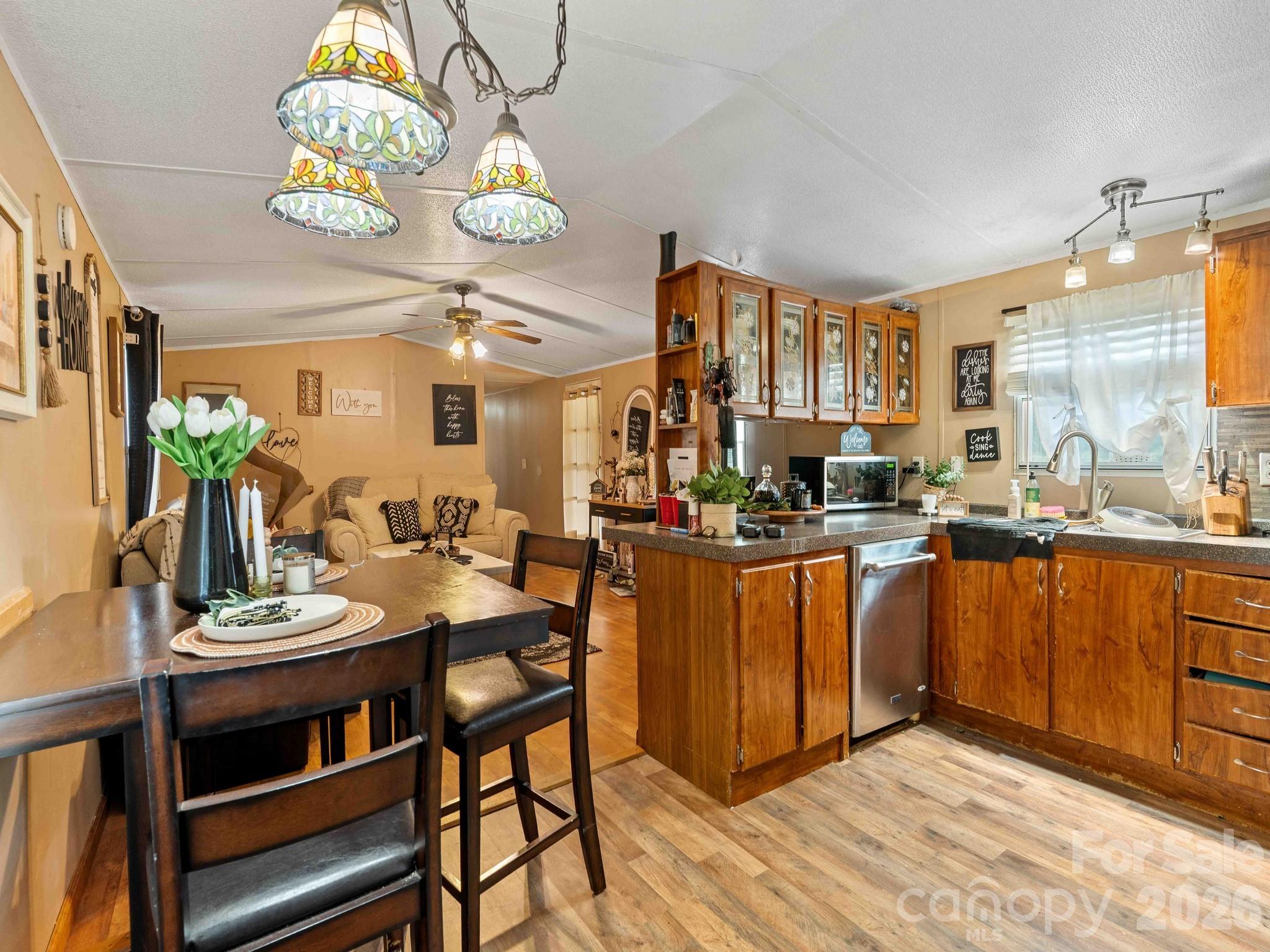 15 Spring Street Property Photo 5