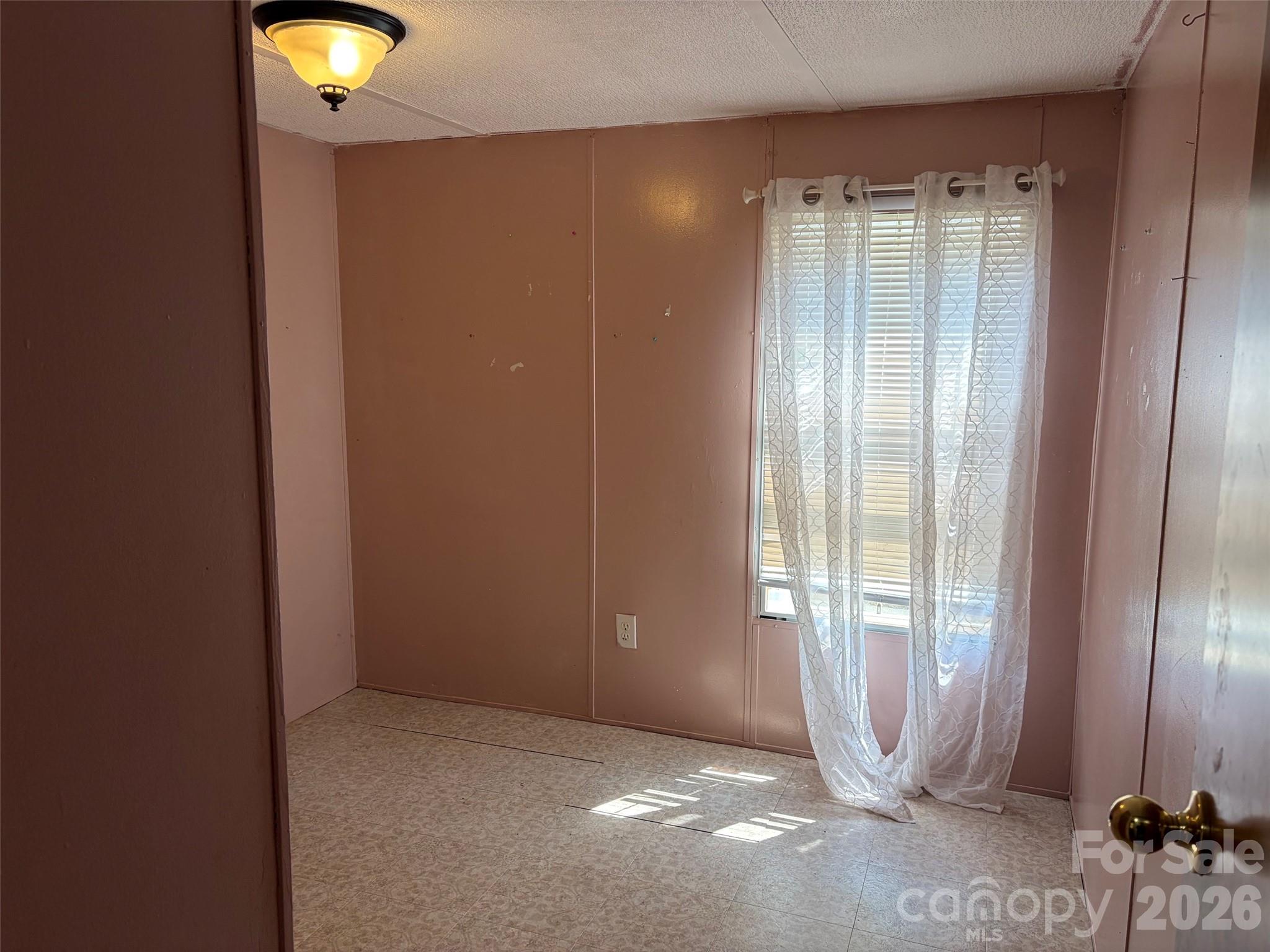 15 Spring Street Property Photo 13