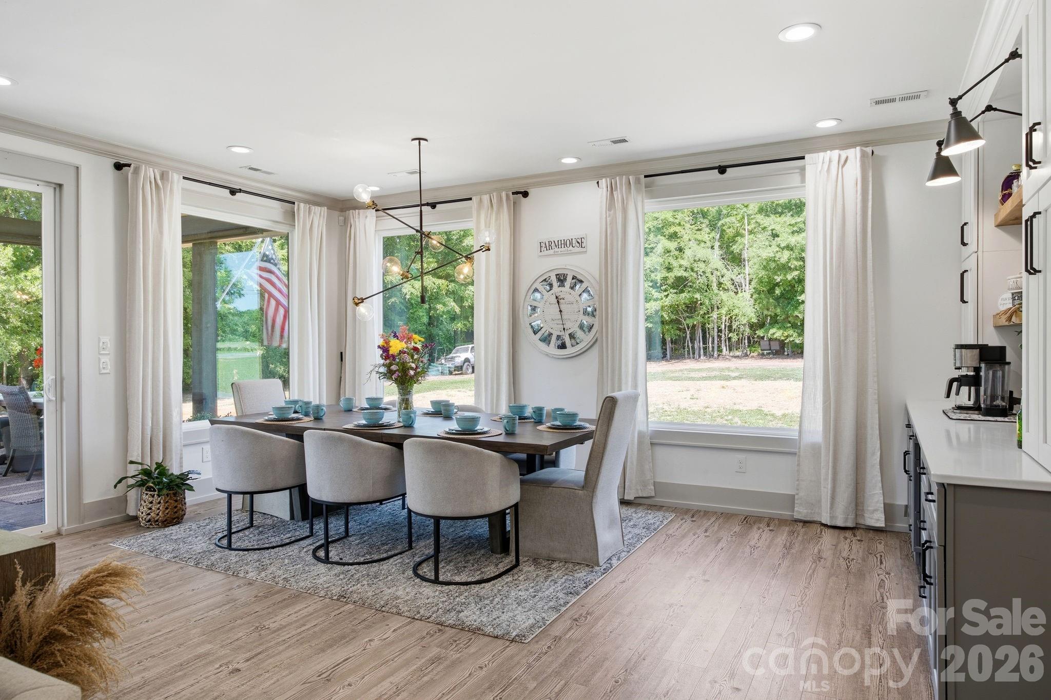 8815 Bringle Ferry Road Property Photo 10