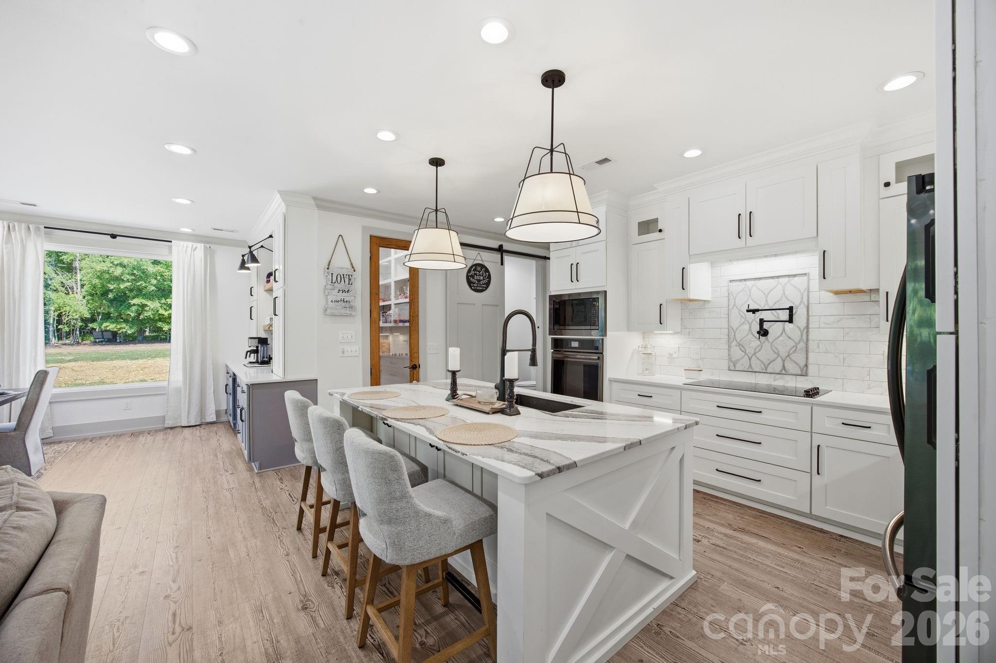 8815 Bringle Ferry Road Property Photo 13
