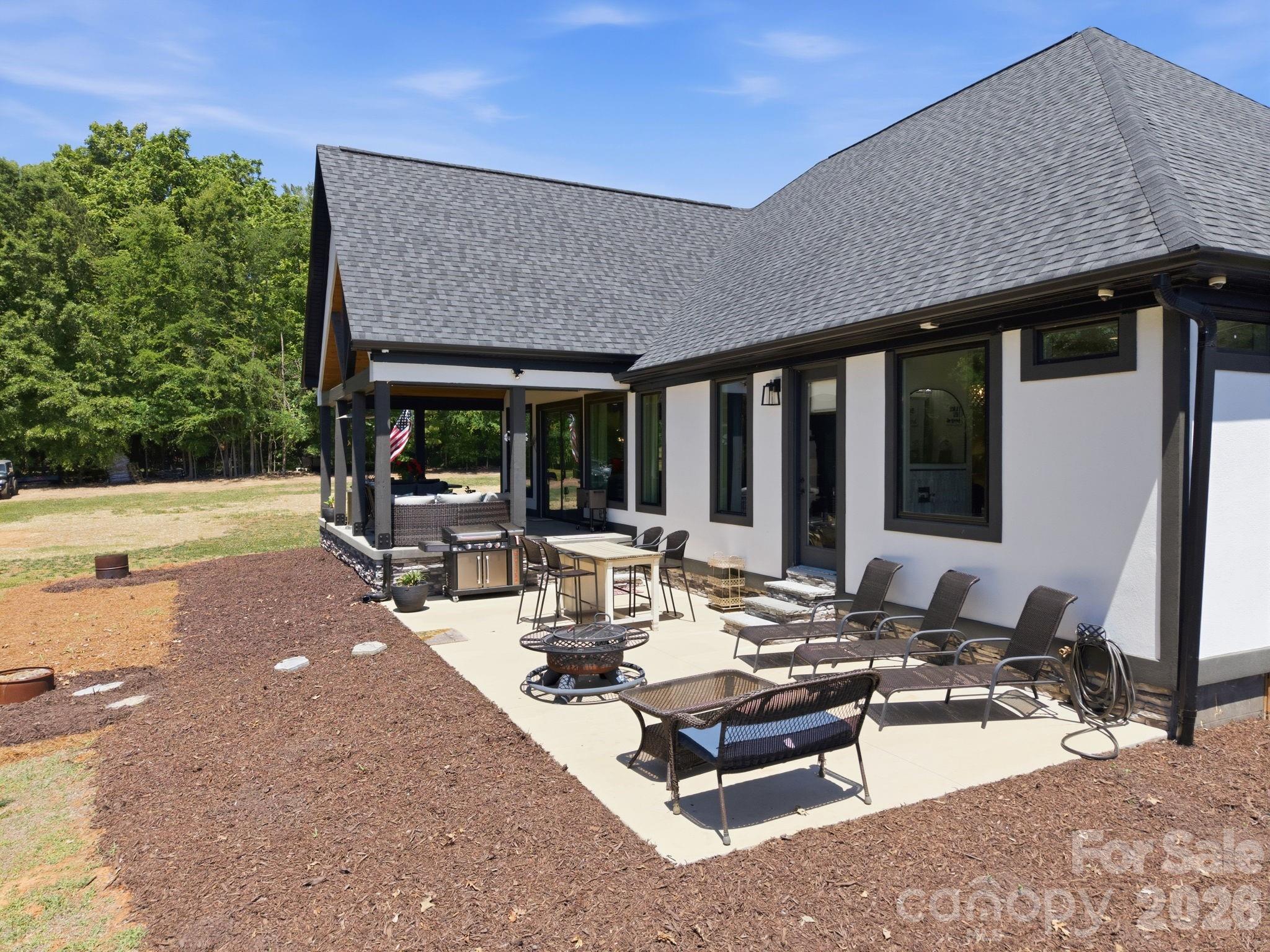 8815 Bringle Ferry Road Property Photo 44