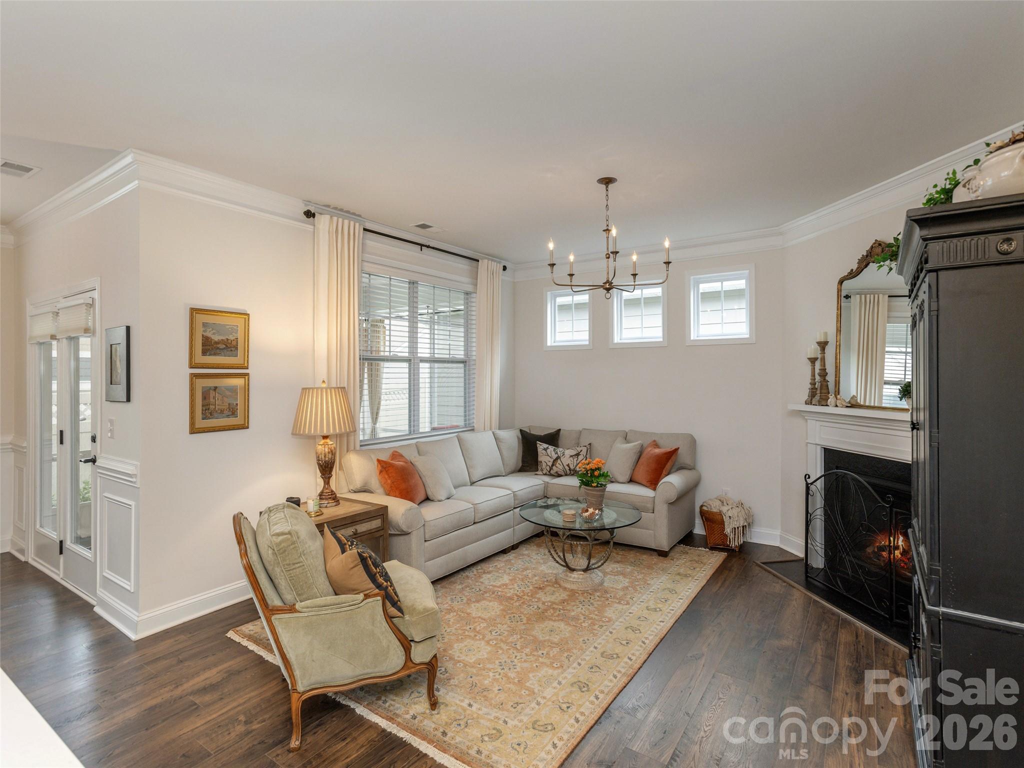 743 Summerfield Place Property Photo 6