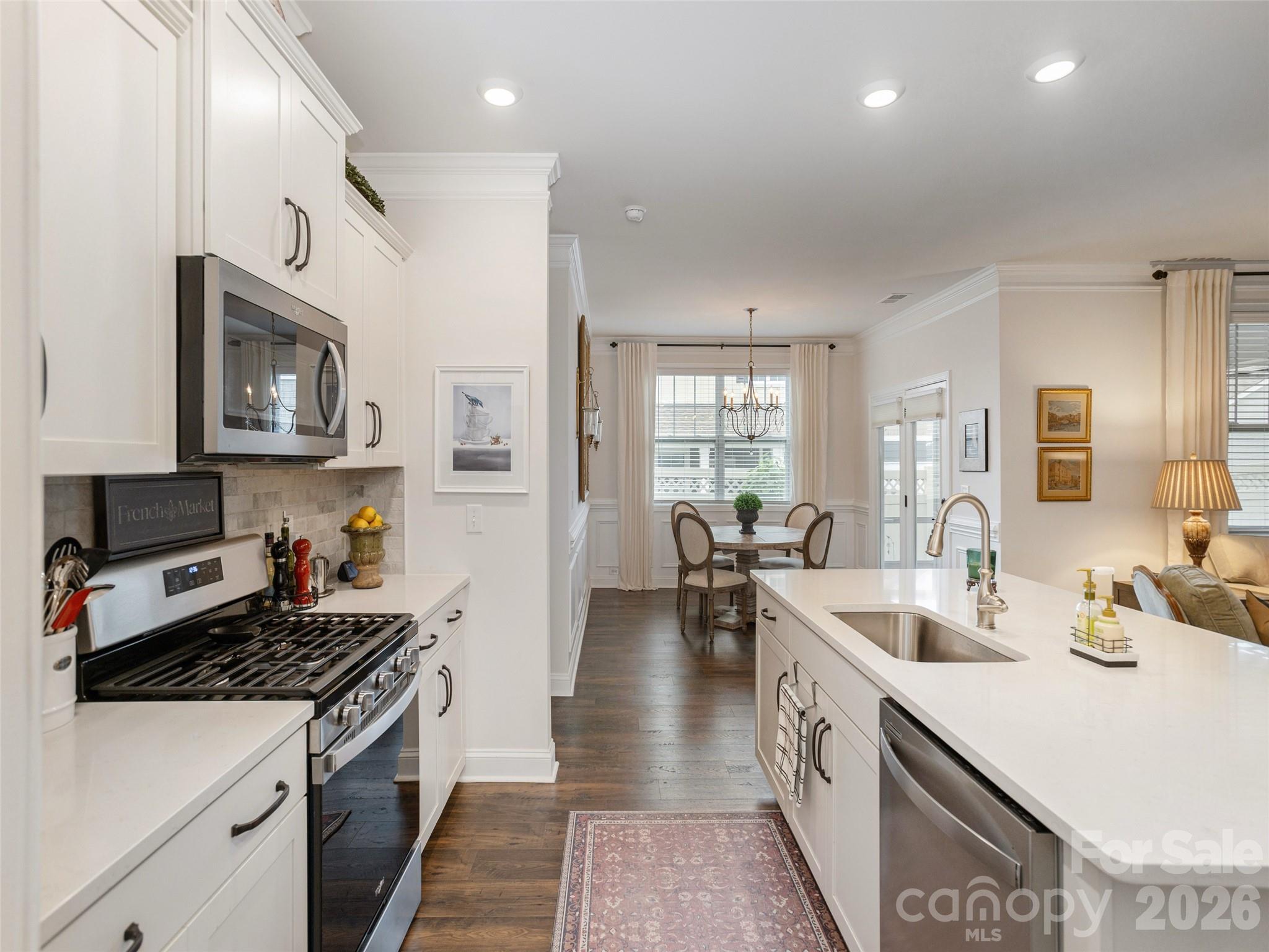 743 Summerfield Place Property Photo 16
