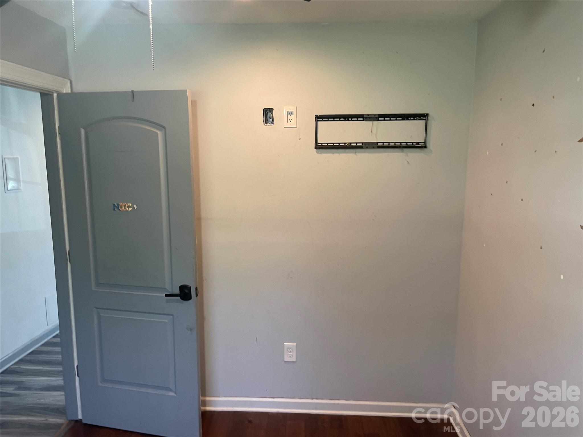 110 Sterling Street Property Photo 10