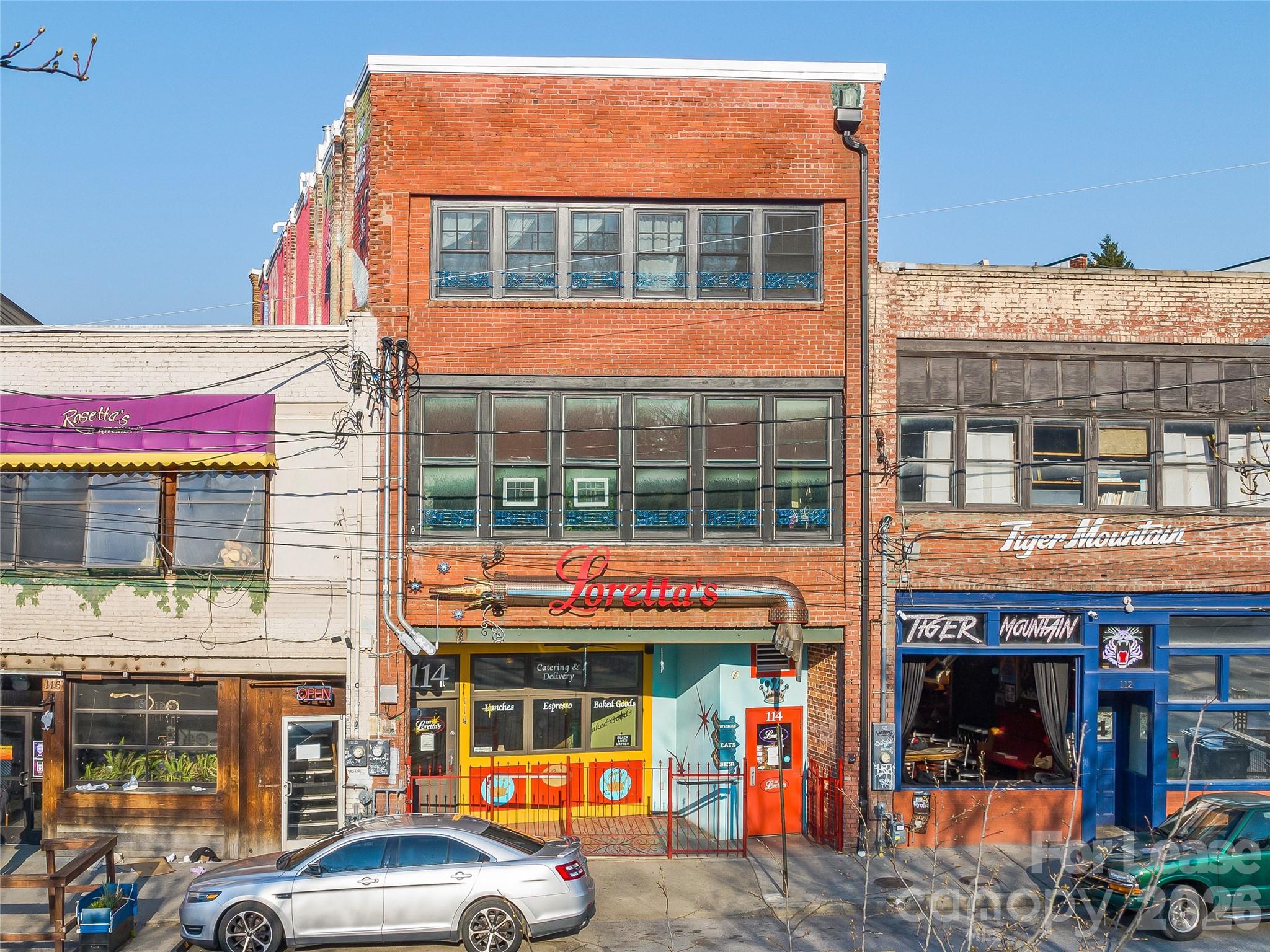 114 N Lexington Avenue Property Photo 1