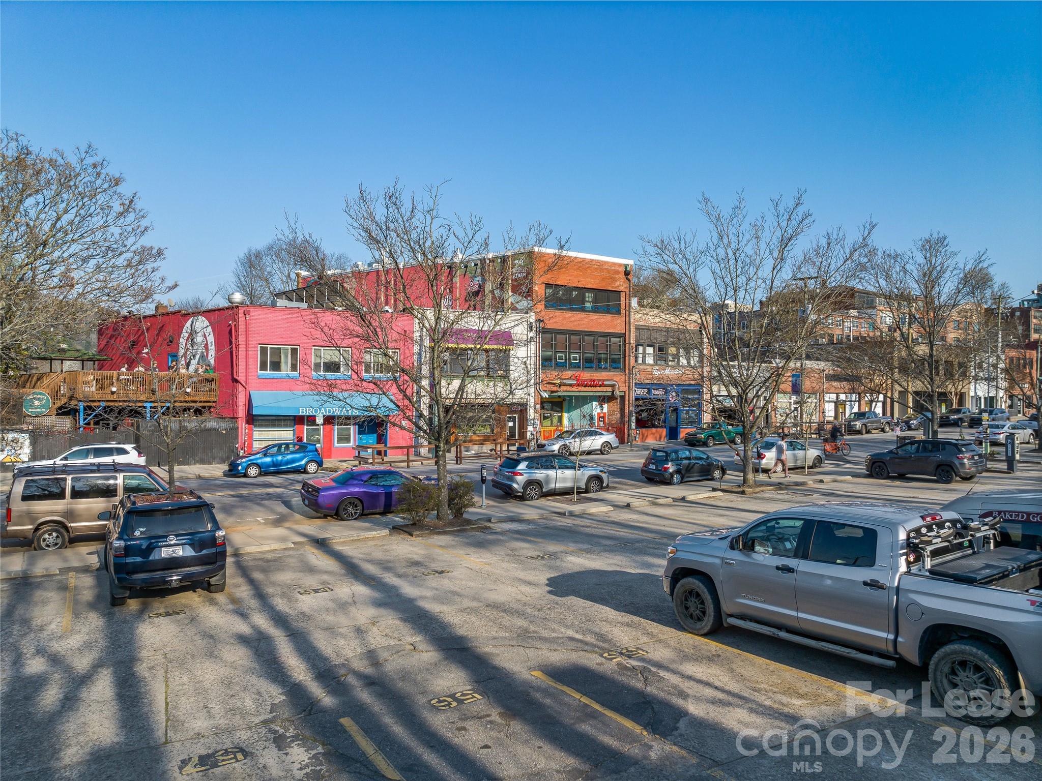 114 N Lexington Avenue Property Photo 4