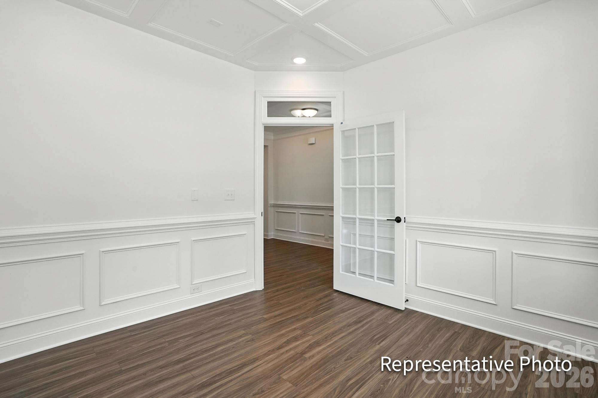 4469 Blue Mound Court Property Photo 6