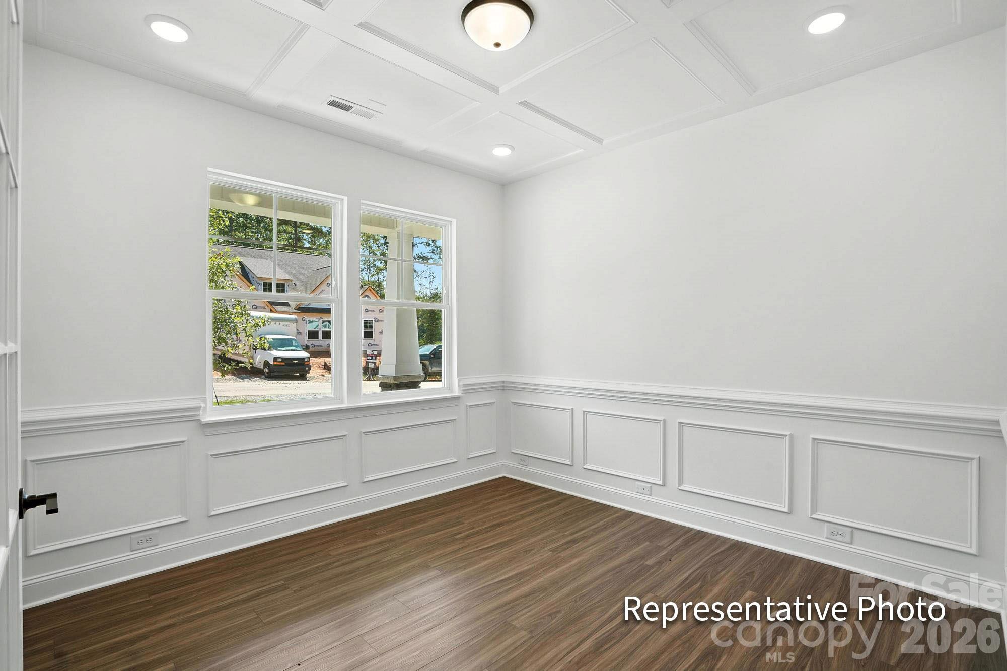 4469 Blue Mound Court Property Photo 7
