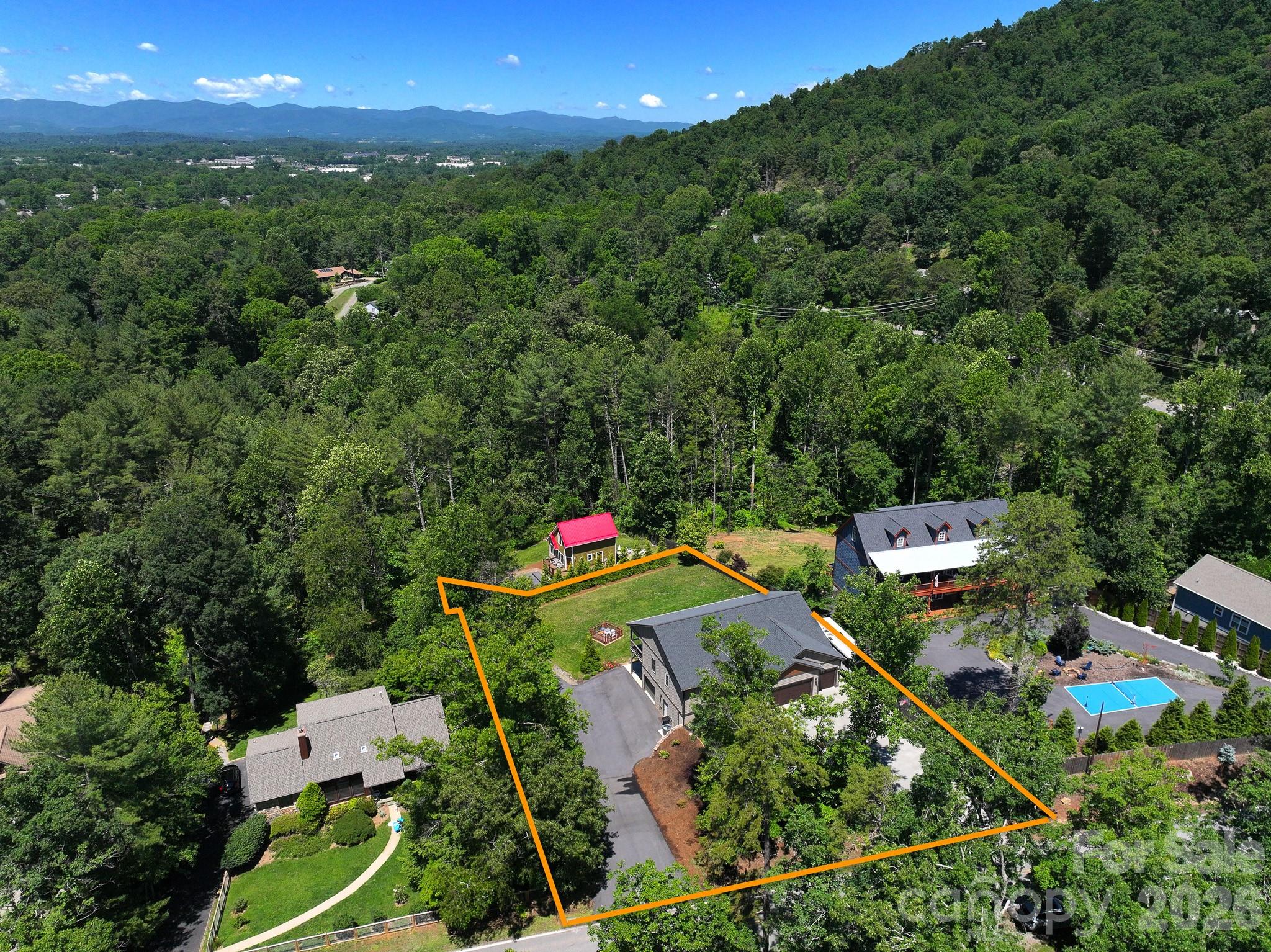 156 Dogwood Drive Property Photo 4