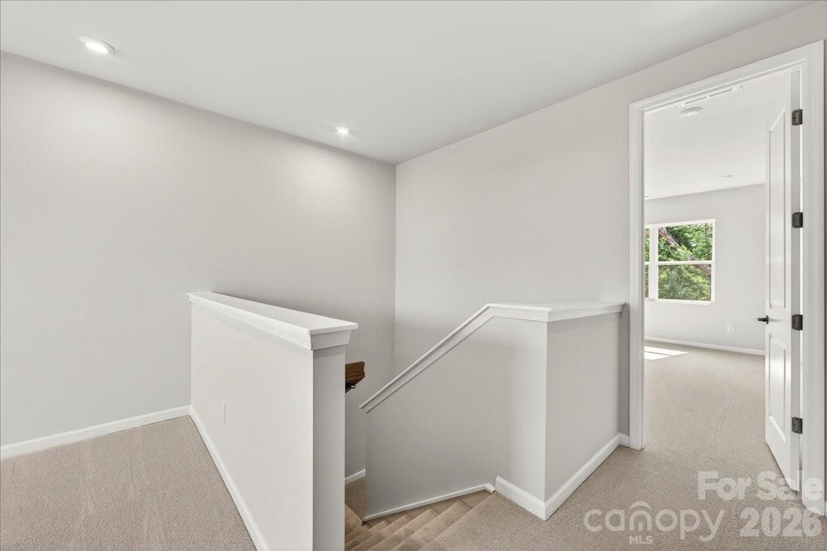 6049 Longar Lane Property Photo 14