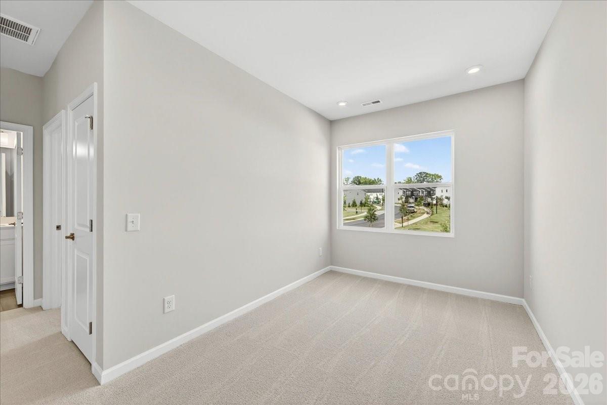 6049 Longar Lane Property Photo 15
