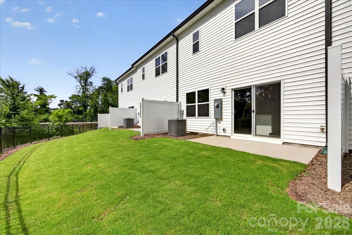 6049 Longar Lane Property Photo 30