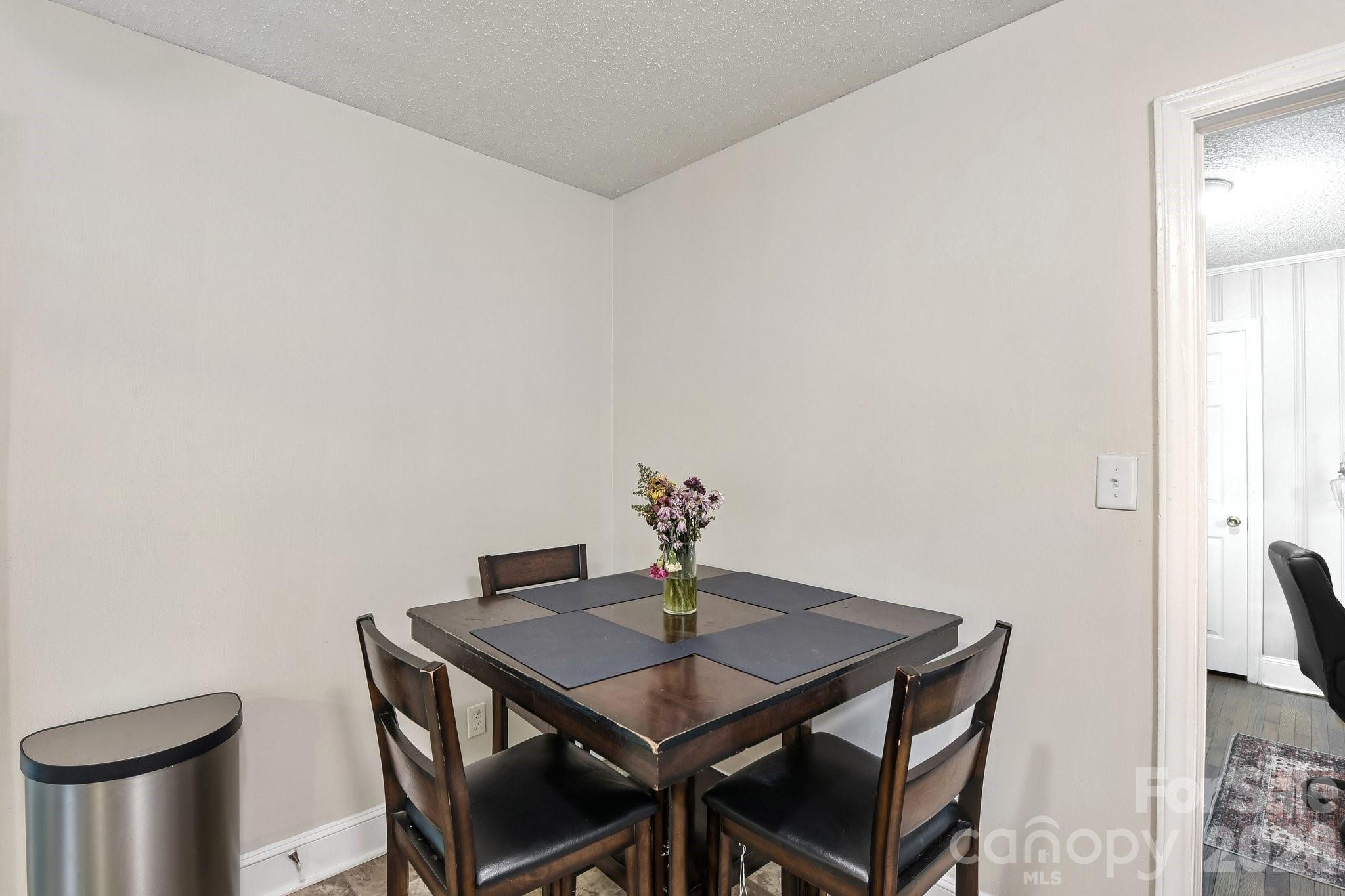 933 Clanton Road Property Photo 7
