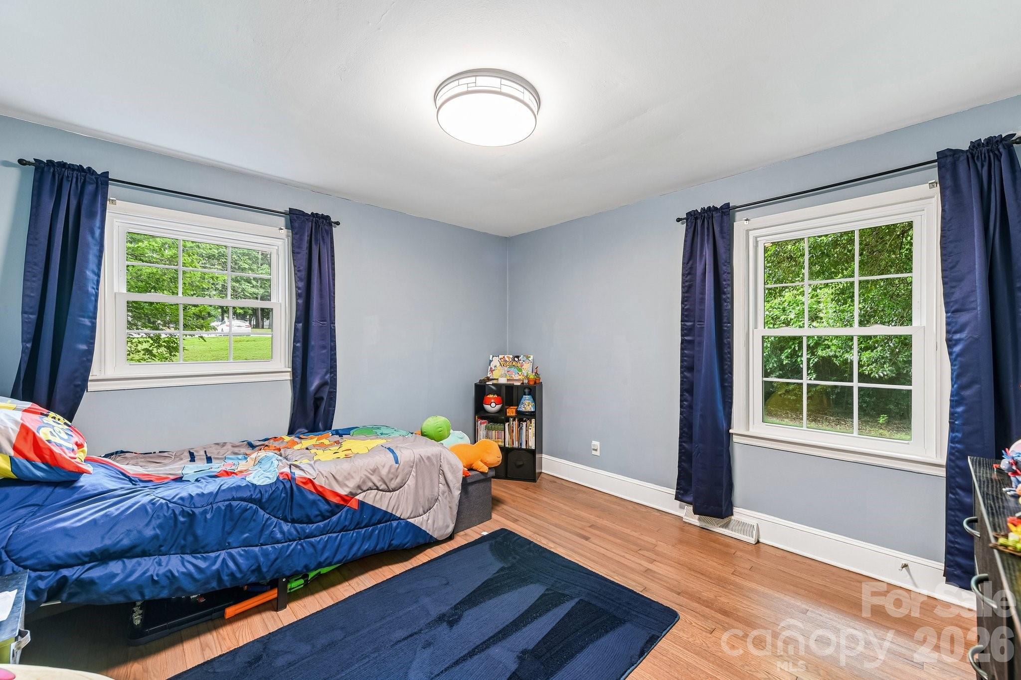 933 Clanton Road Property Photo 12
