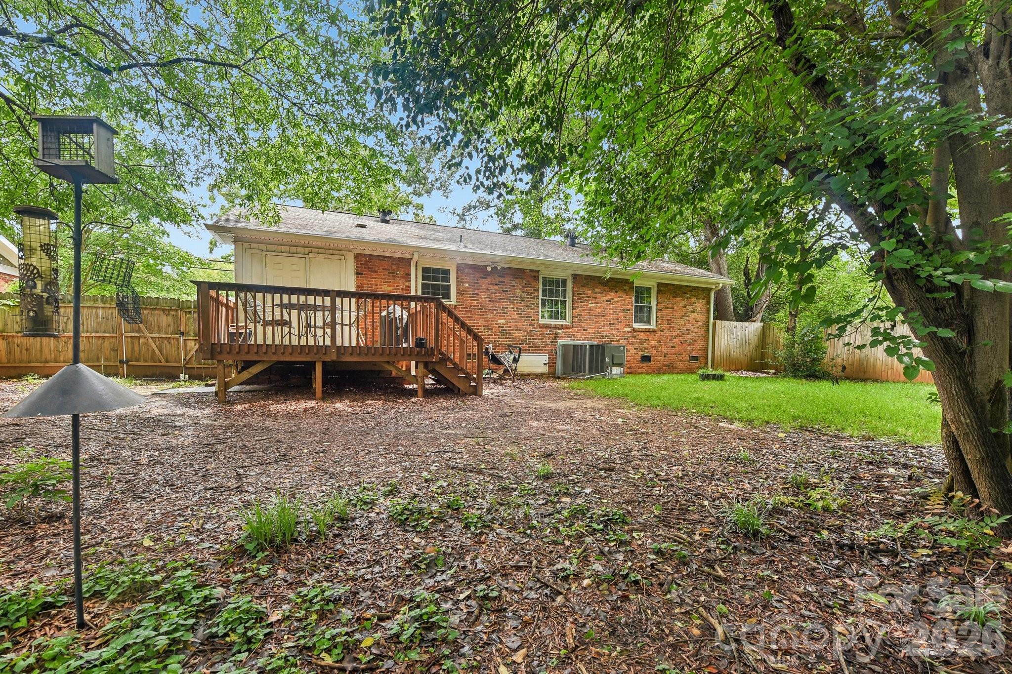 933 Clanton Road Property Photo 24