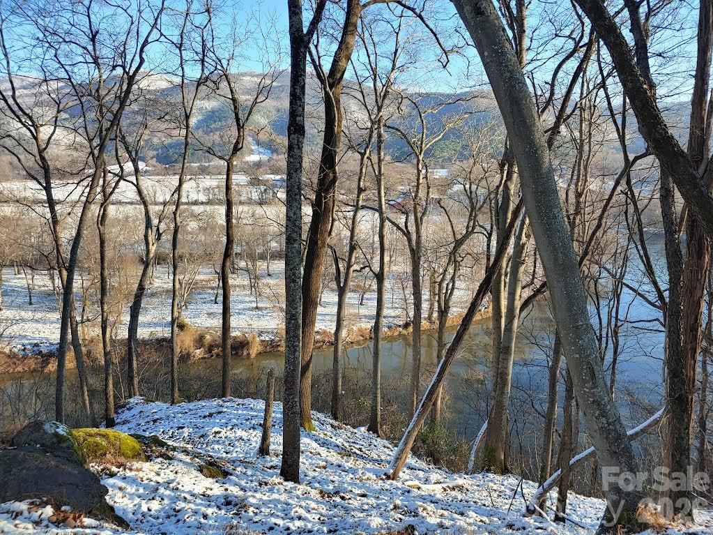 588 Us 25/70 Highway Property Photo 4