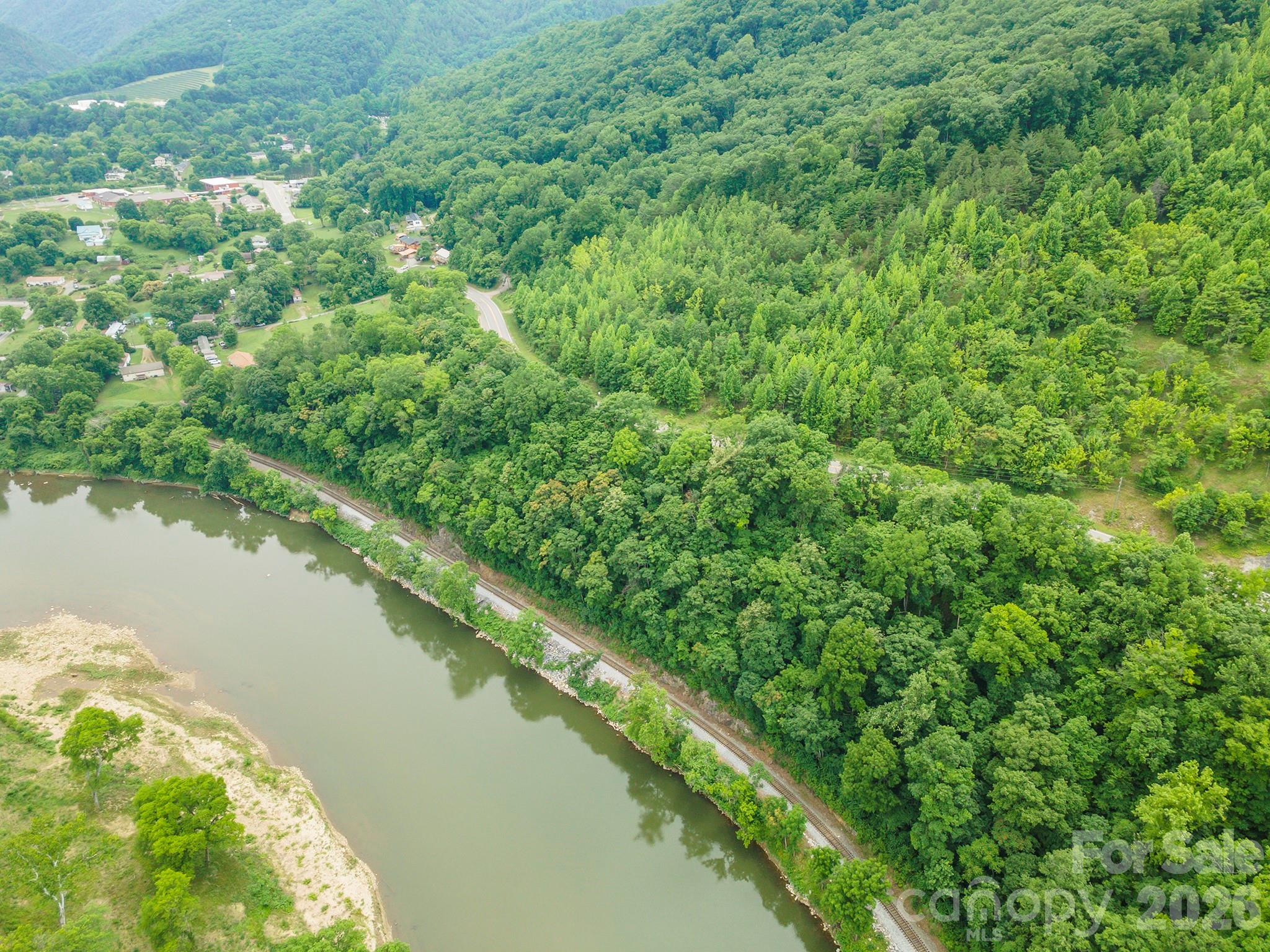 588 Us 25/70 Highway Property Photo 11