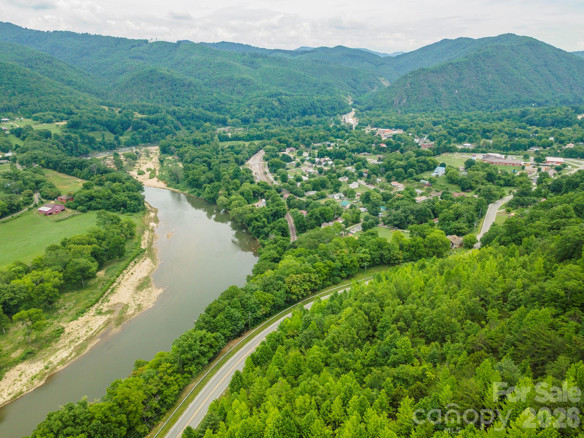 588 Us 25/70 Highway Property Photo 12