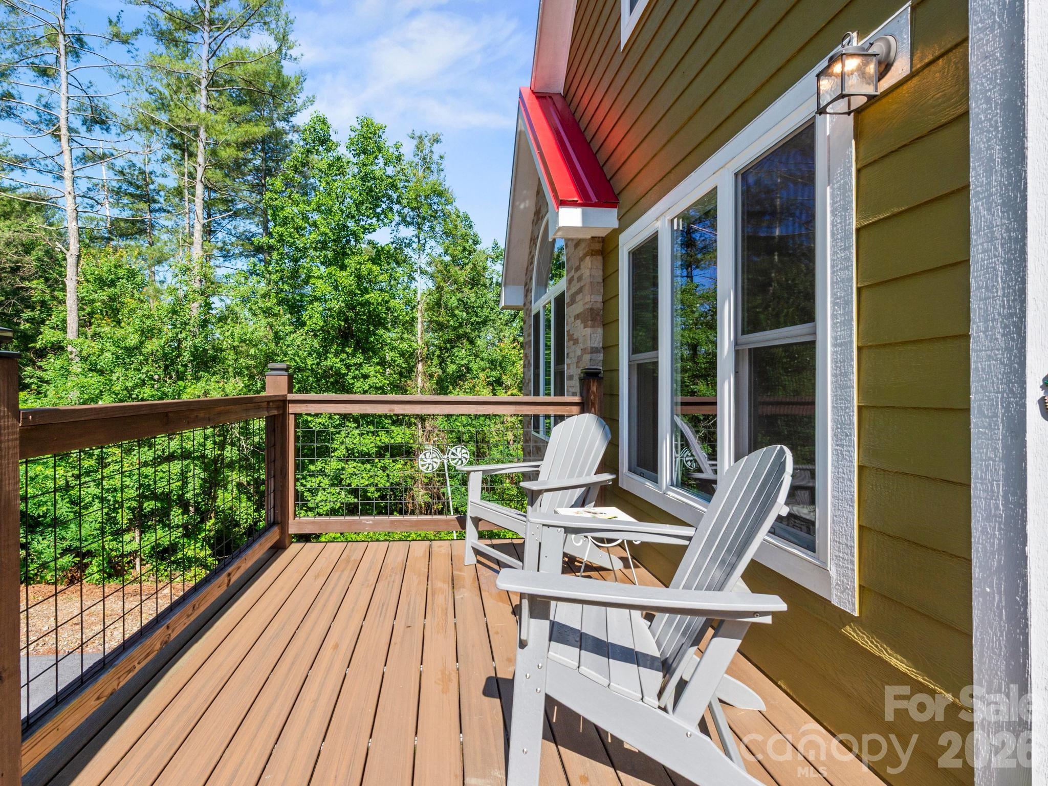154 Dogwood Drive Property Photo 3