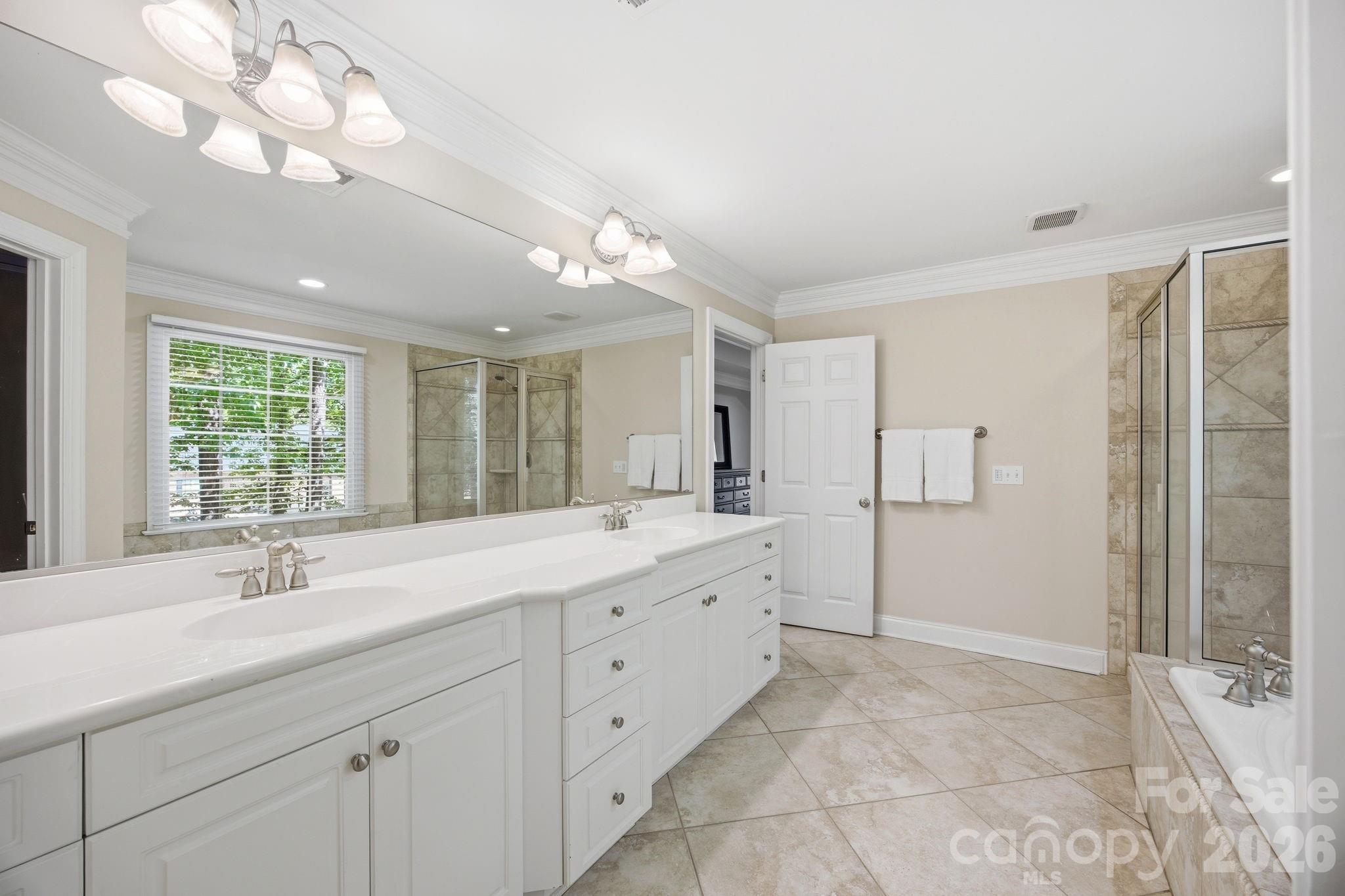 125 Wyndham Way Property Photo 28
