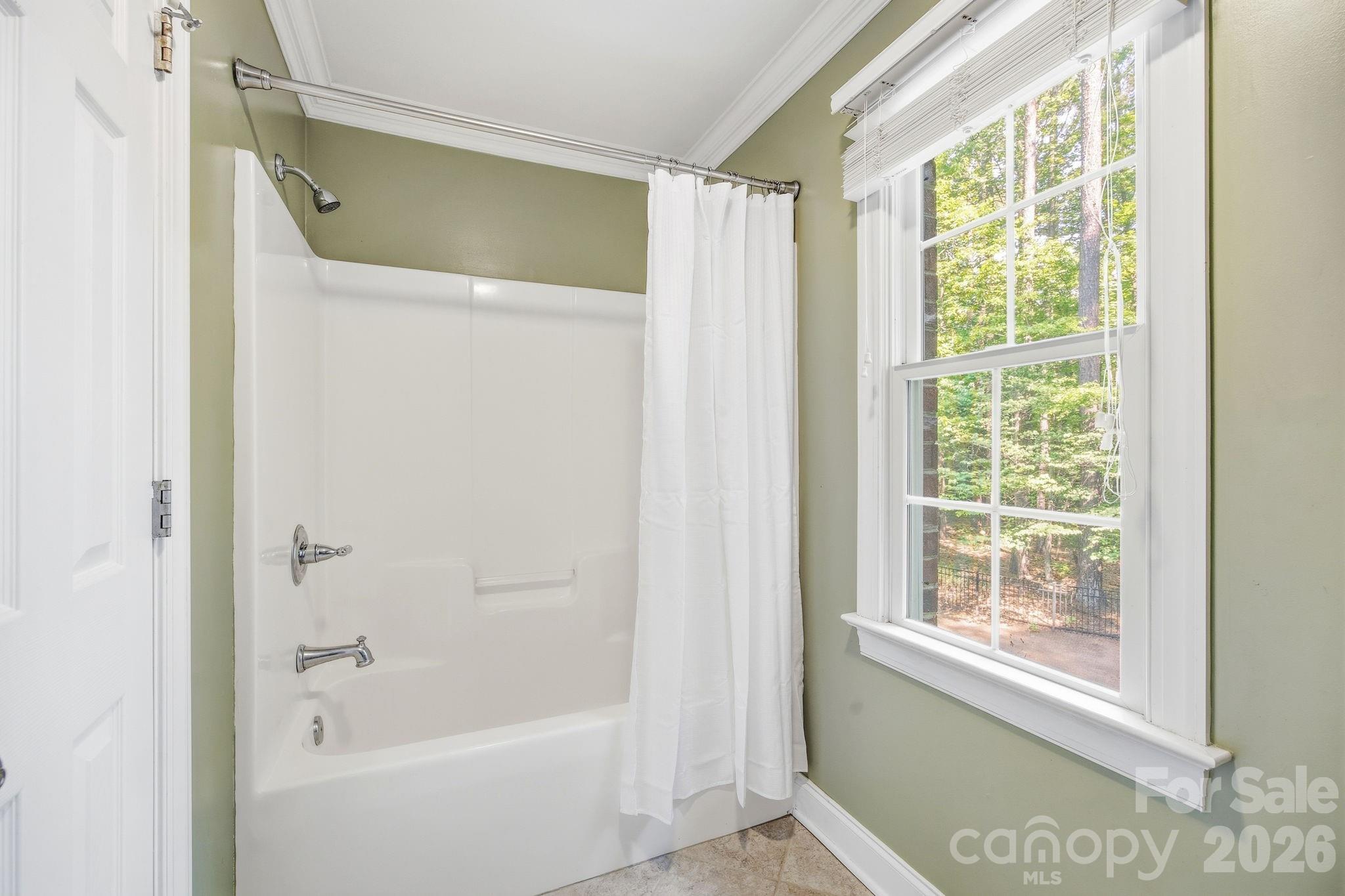 125 Wyndham Way Property Photo 36