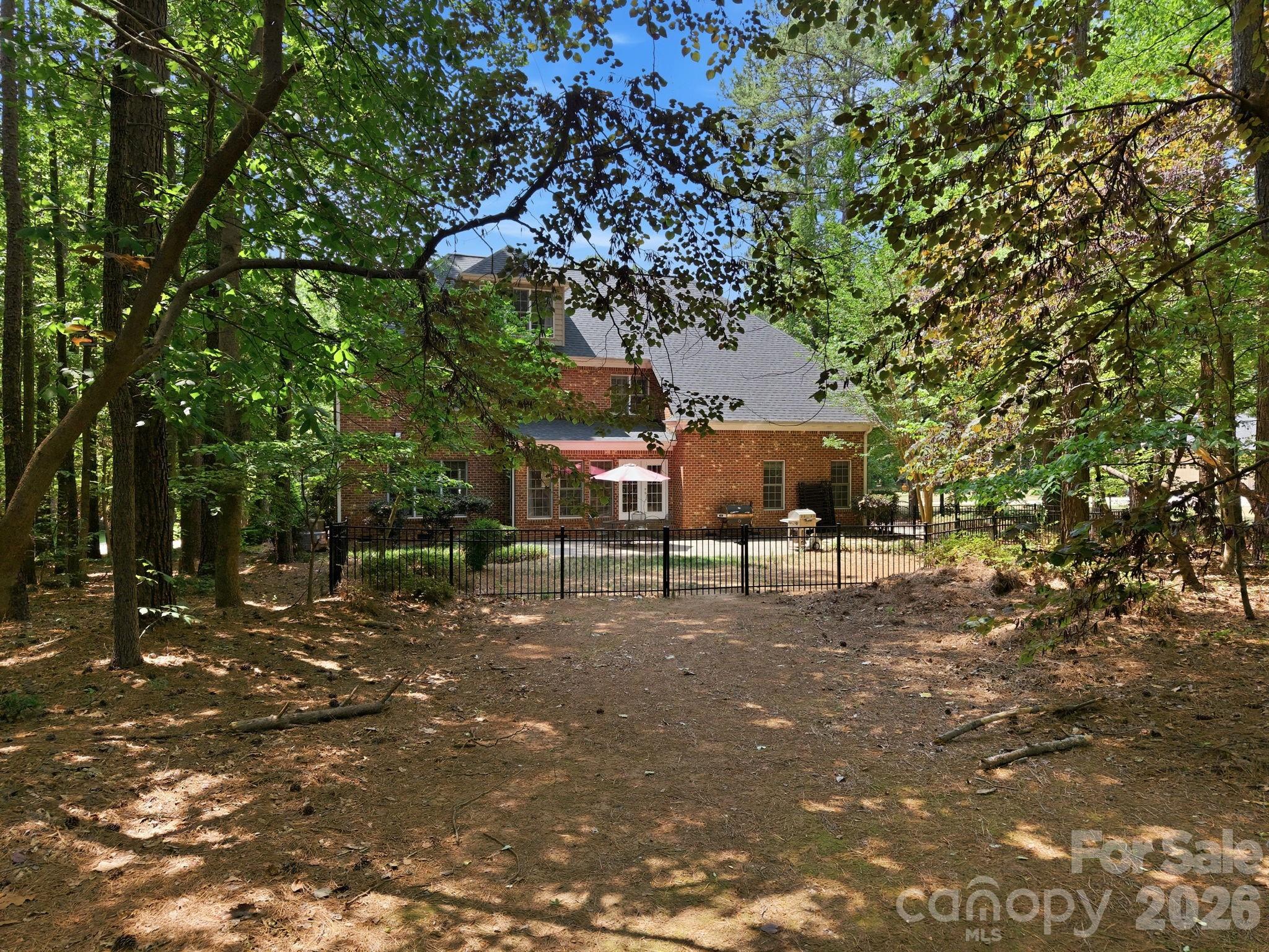 125 Wyndham Way Property Photo 42