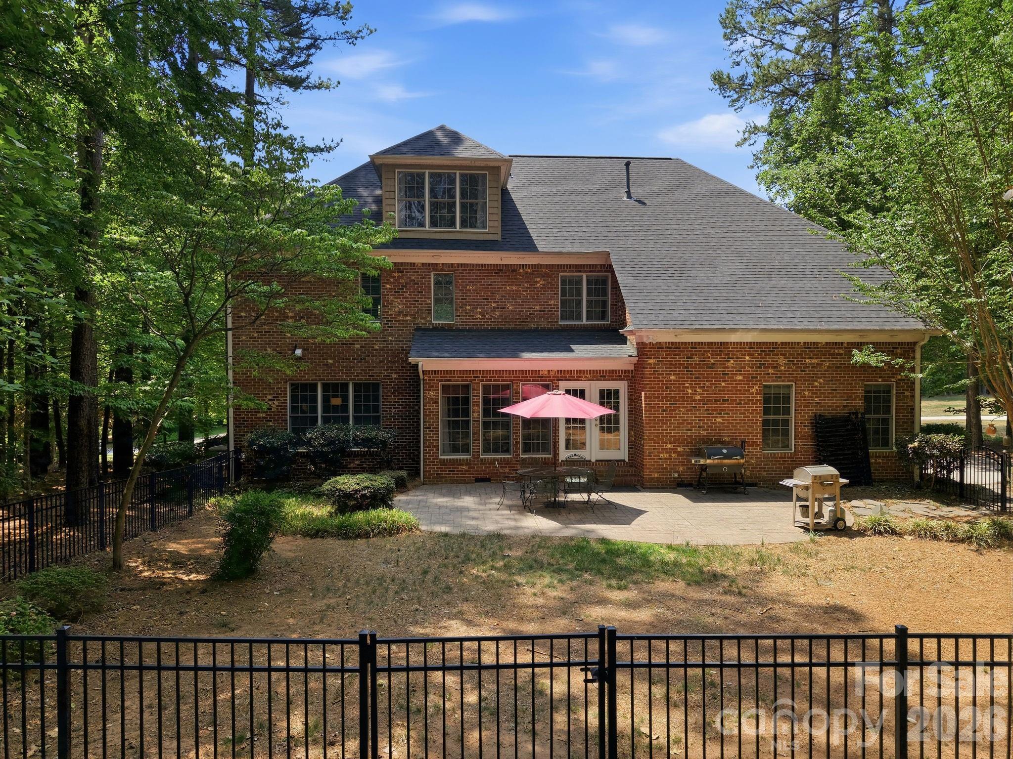 125 Wyndham Way Property Photo 43