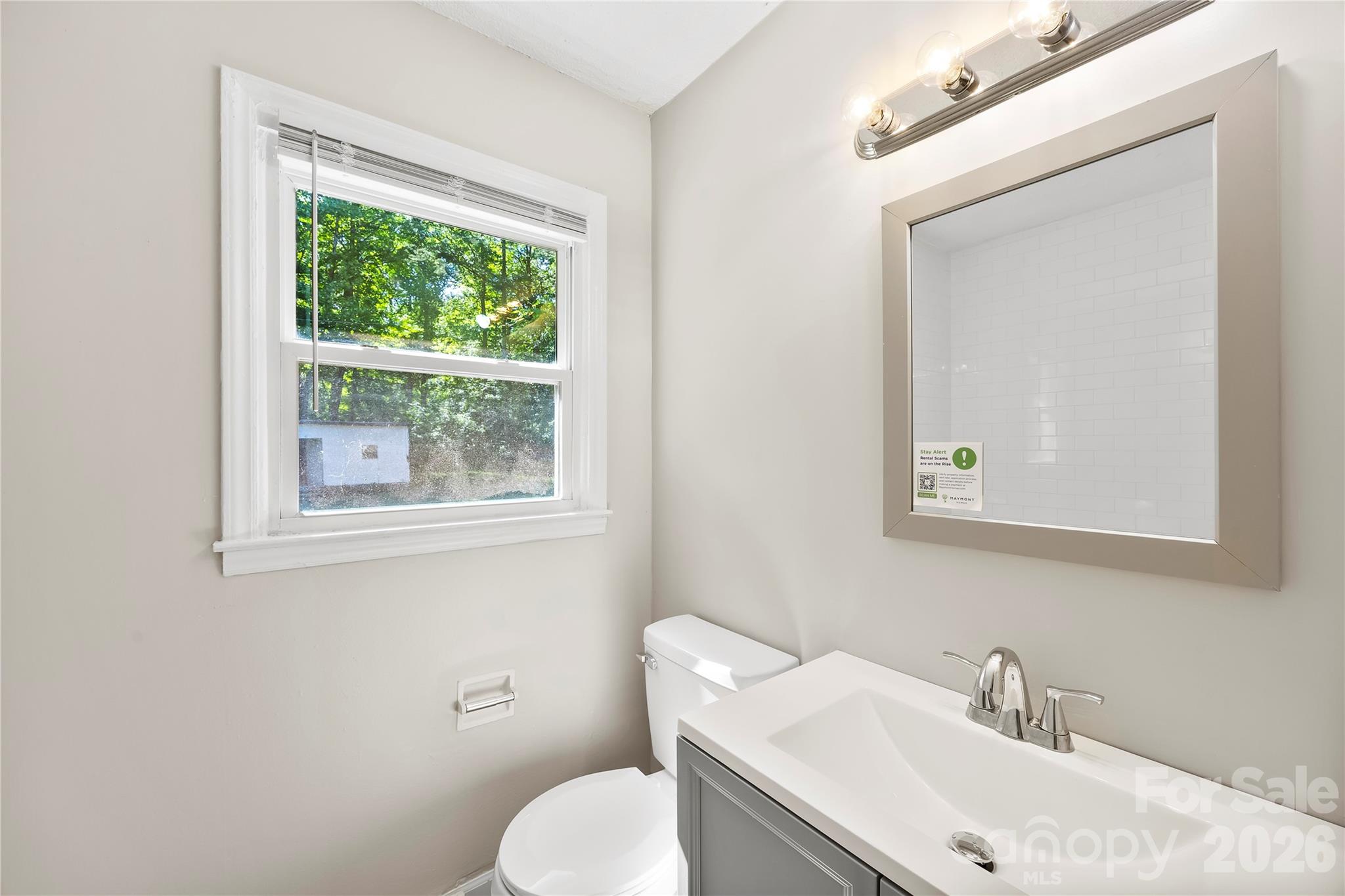 723 Vancouver Lane Property Photo 13