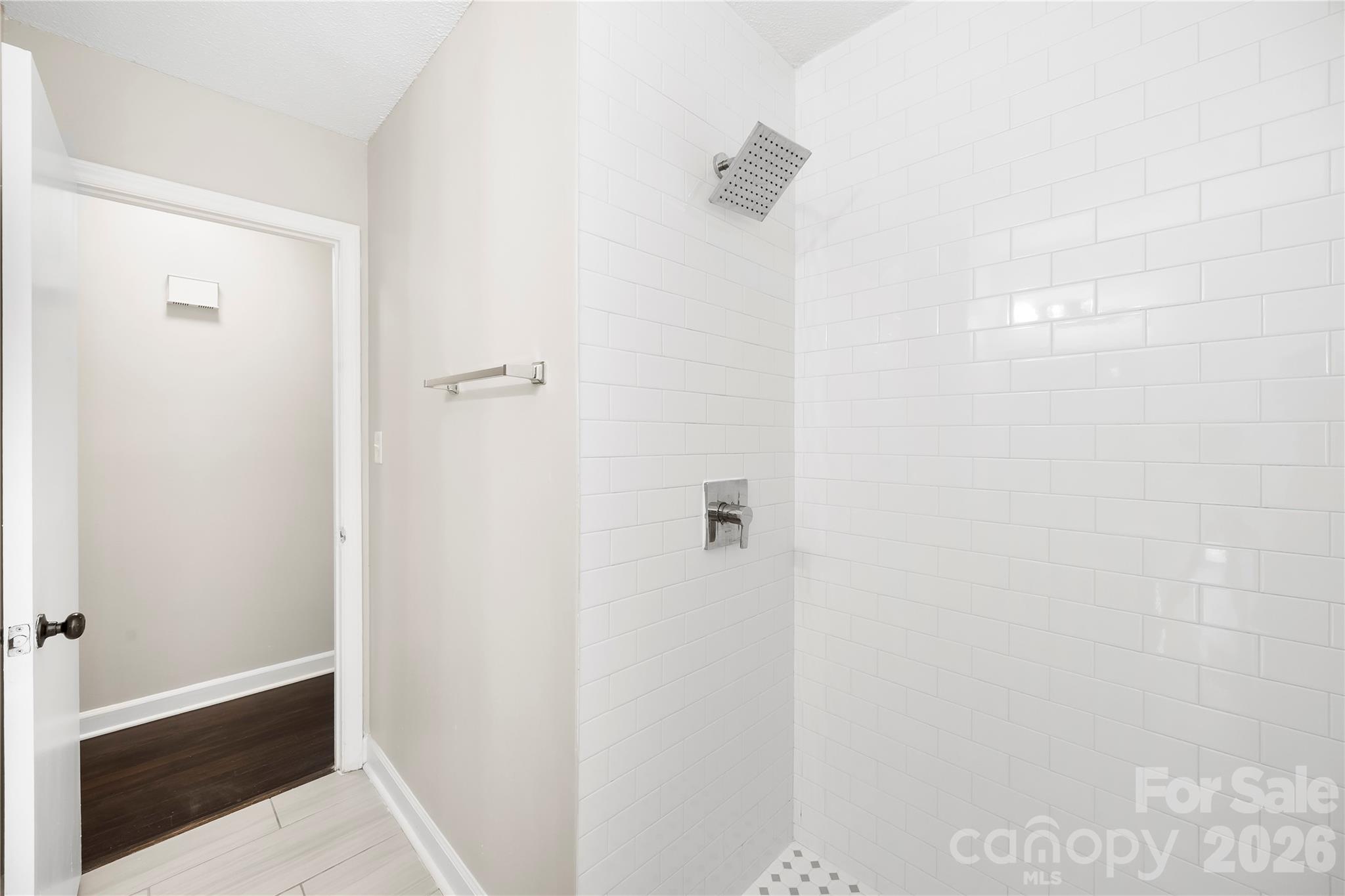723 Vancouver Lane Property Photo 14