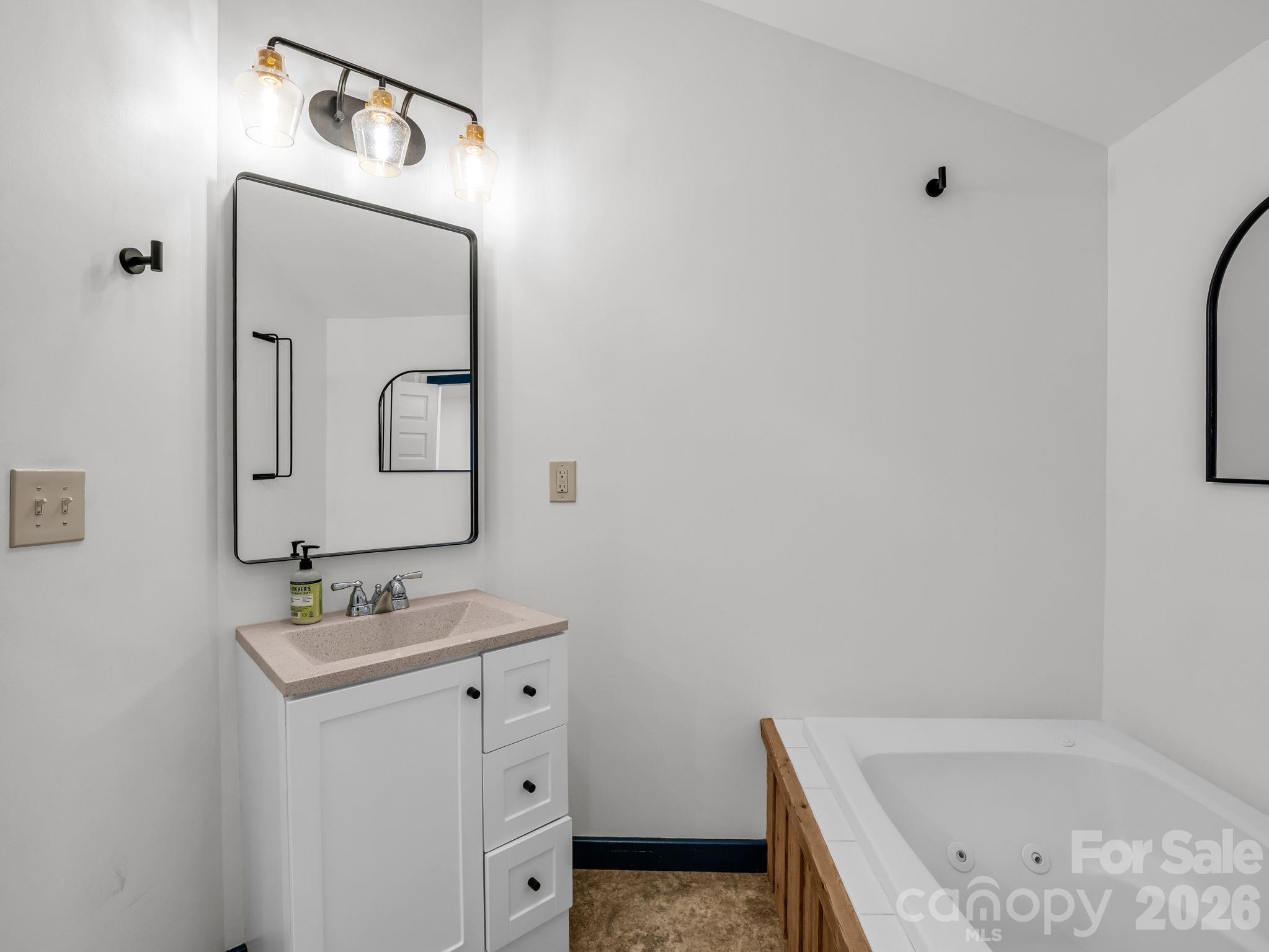 701 Azalea Avenue Property Photo 16