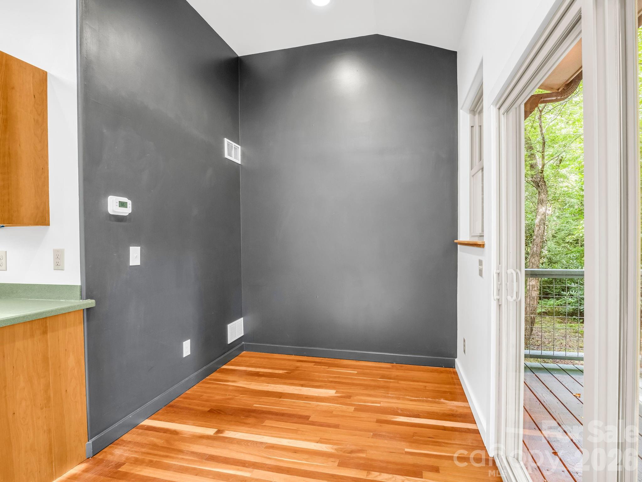 701 Azalea Avenue Property Photo 23